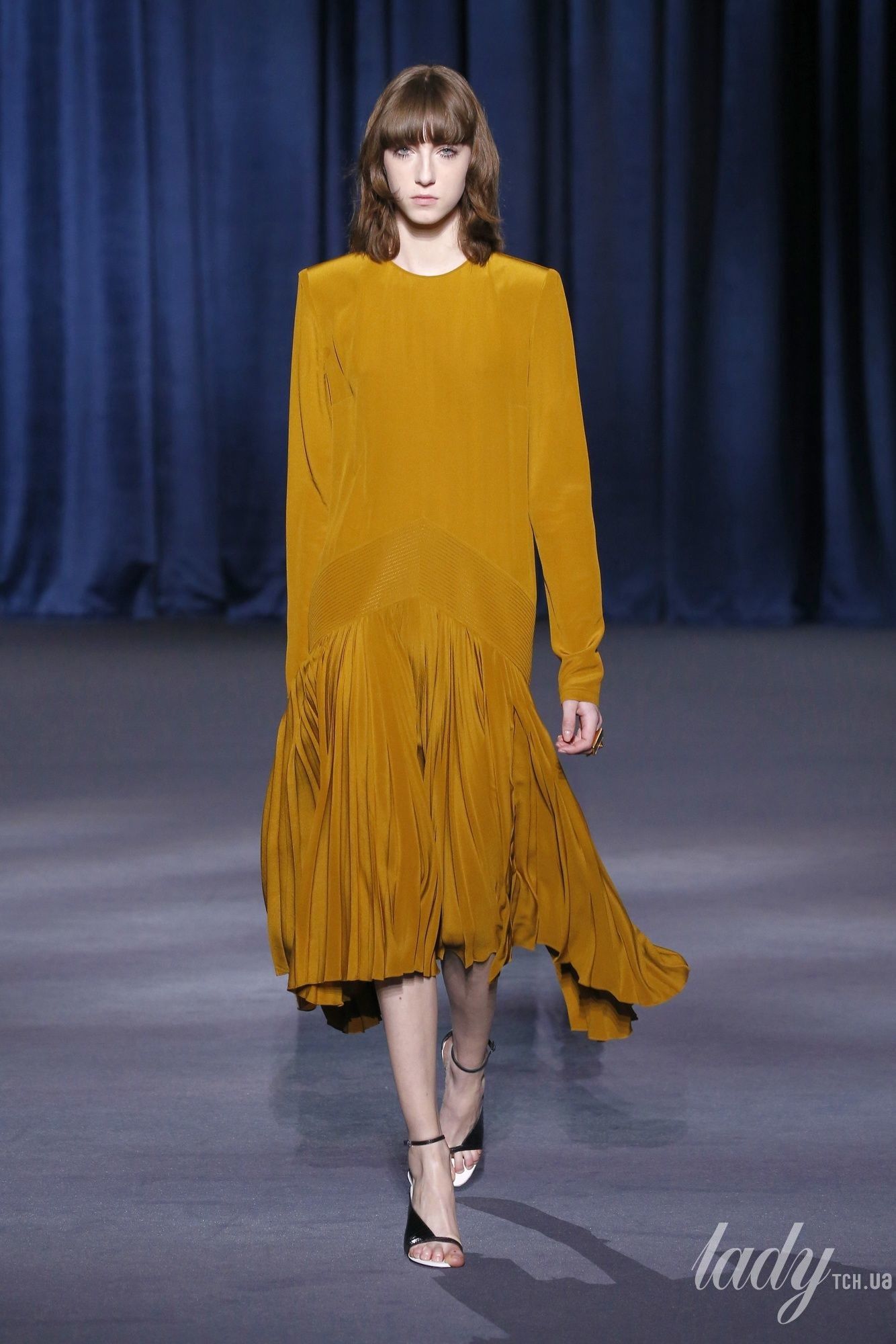 Коллеекция Givenchy прет-а-порте сезона осень-зима 2018-2019_28