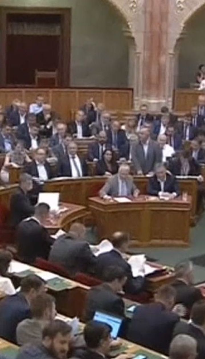 Комитет Европарламента поддержал санкции против Венгрии
