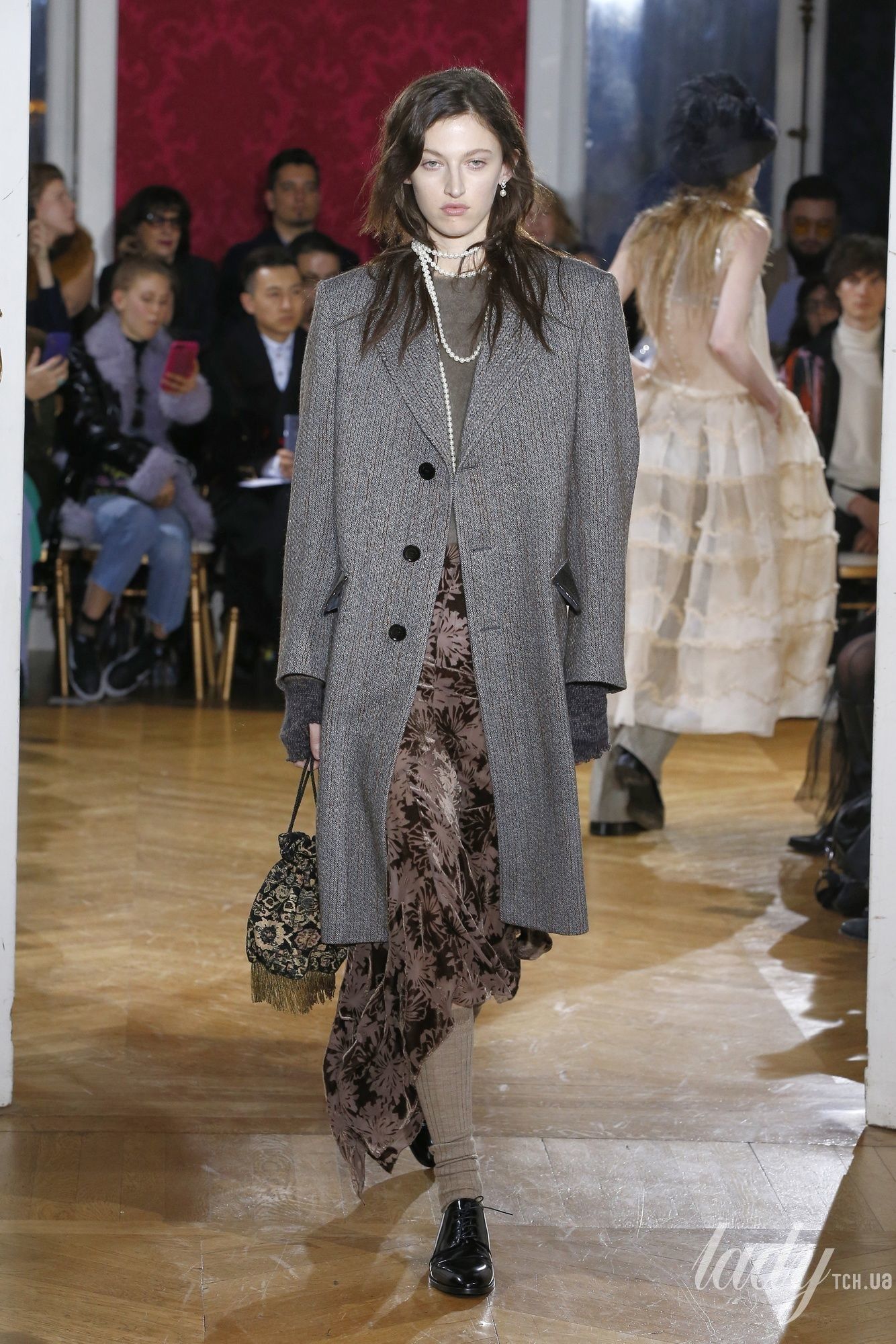 Коллекция John Galliano прет-а-порте сезона осень-зима 2018-2019_2