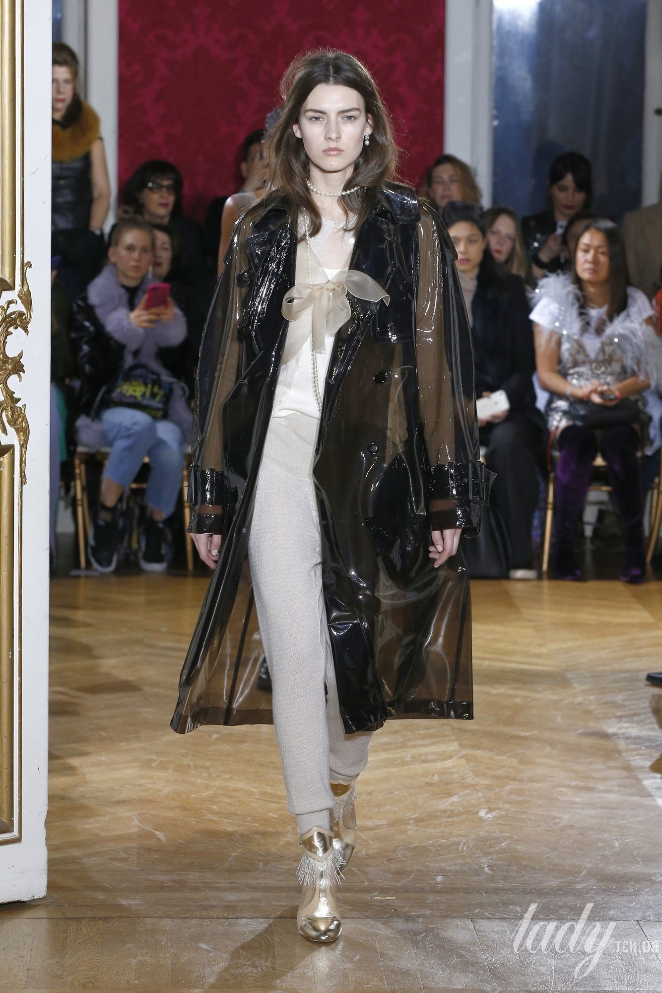 Коллекция John Galliano прет-а-порте сезона осень-зима 2018-2019_6