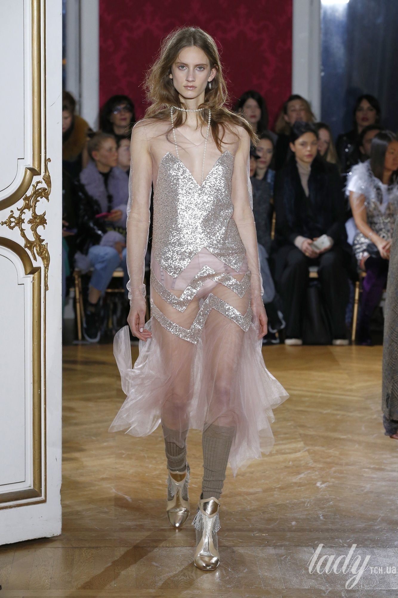 Коллекция John Galliano прет-а-порте сезона осень-зима 2018-2019_31