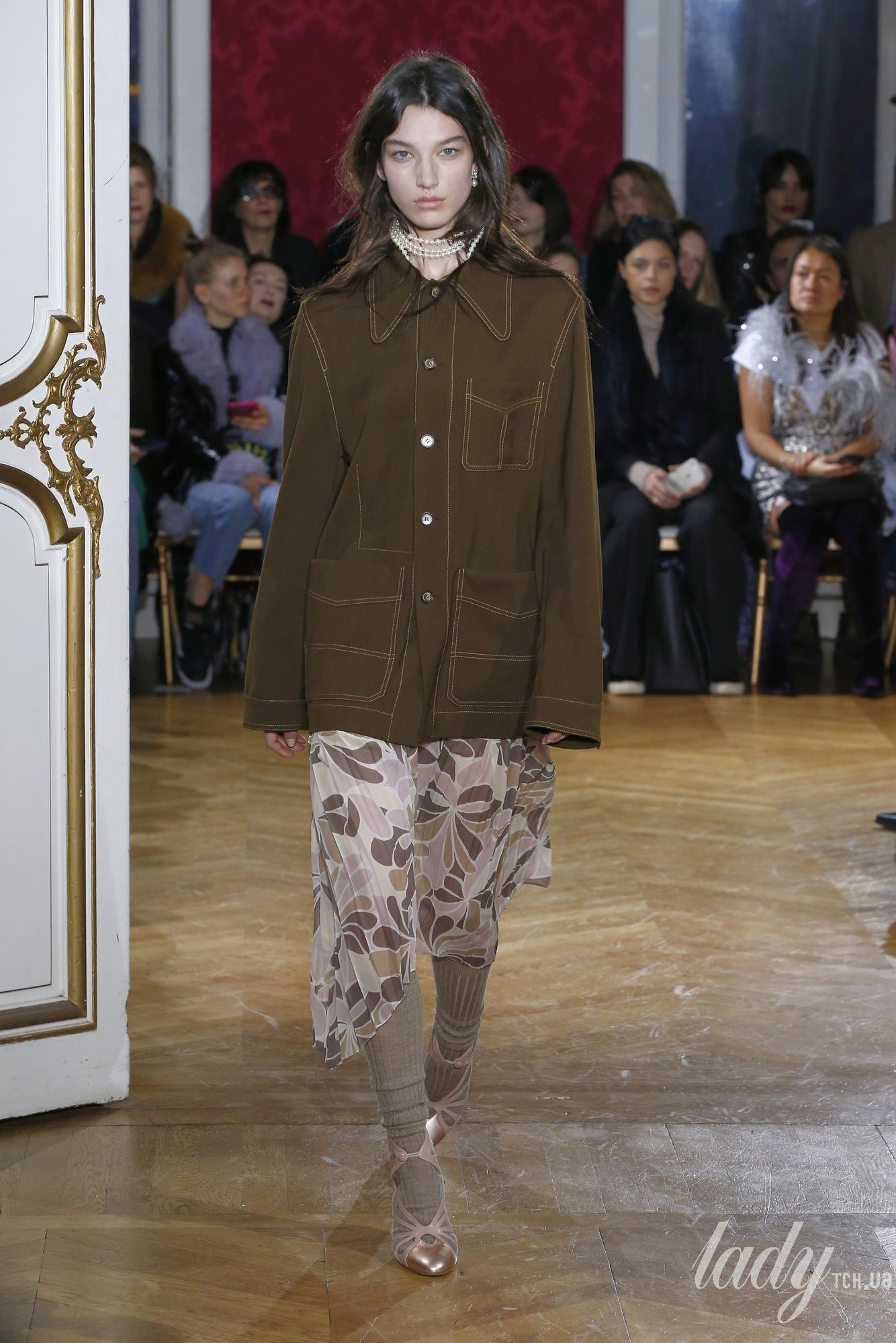 Коллекция John Galliano прет-а-порте сезона осень-зима 2018-2019_28