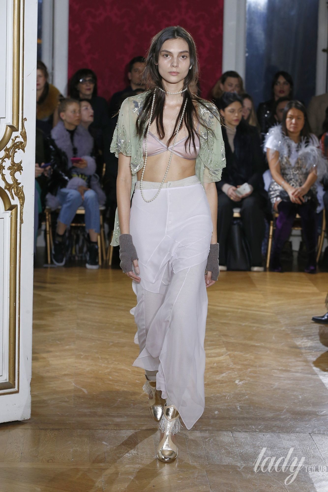 Коллекция John Galliano прет-а-порте сезона осень-зима 2018-2019_29