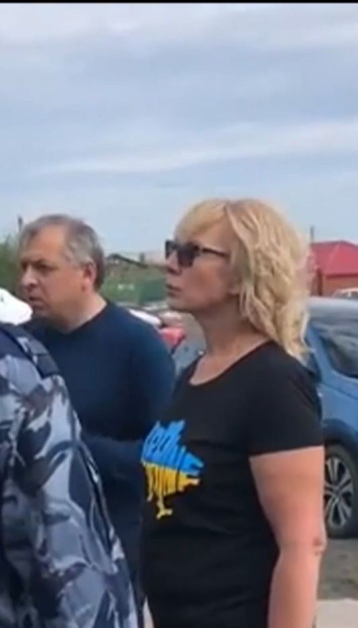 Людмилу Денисову так и не пустили к Олегу Сенцову, который голодает уже 47-й день
