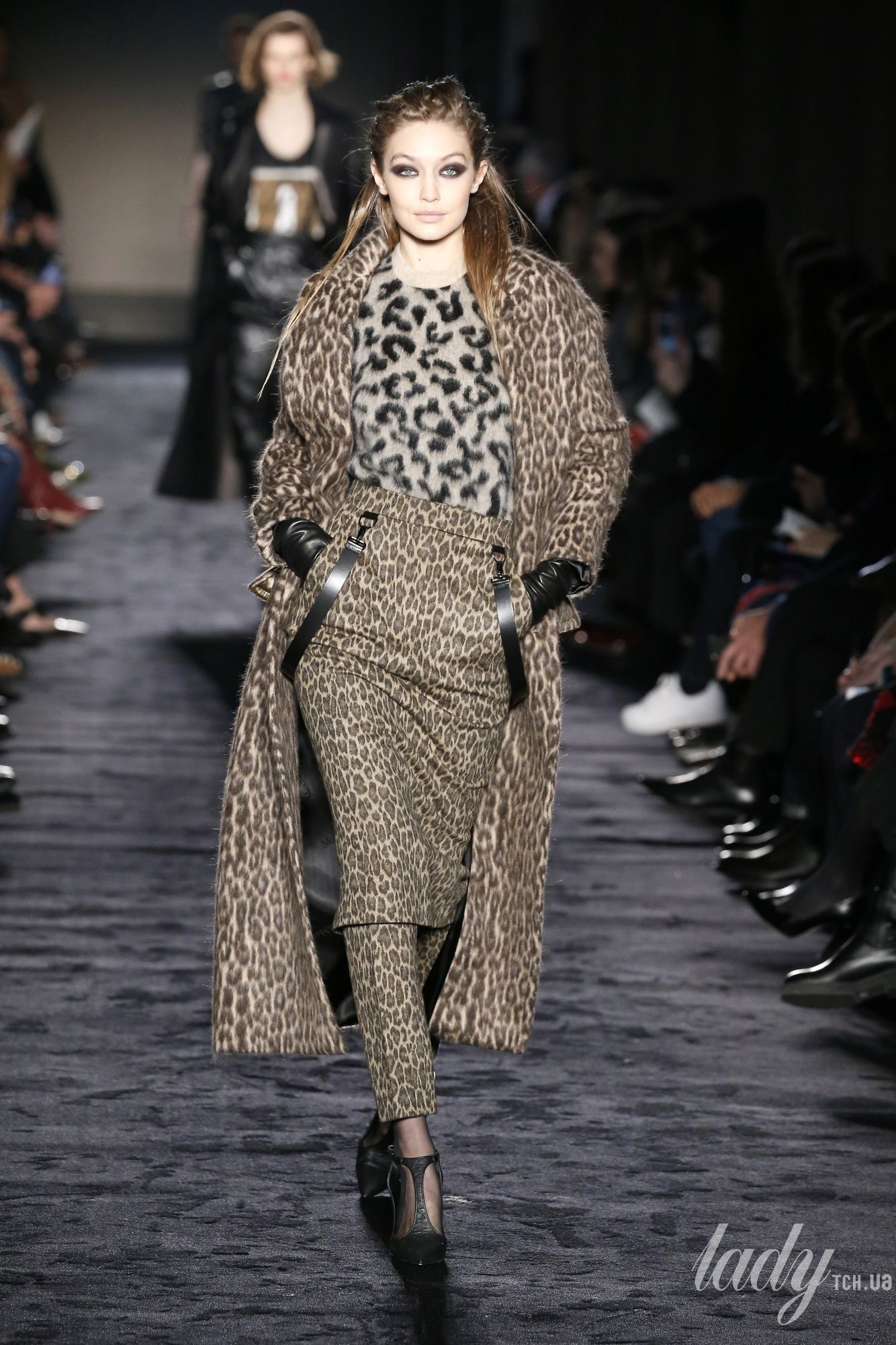 Коллекция Max Mara прет-а-порте сезона осень-зима 2018-2019_3