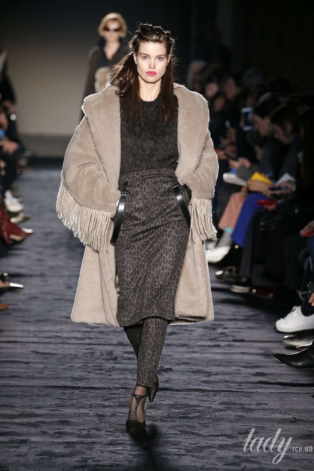 Коллекция Max Mara прет-а-порте сезона осень-зима 2018-2019_11