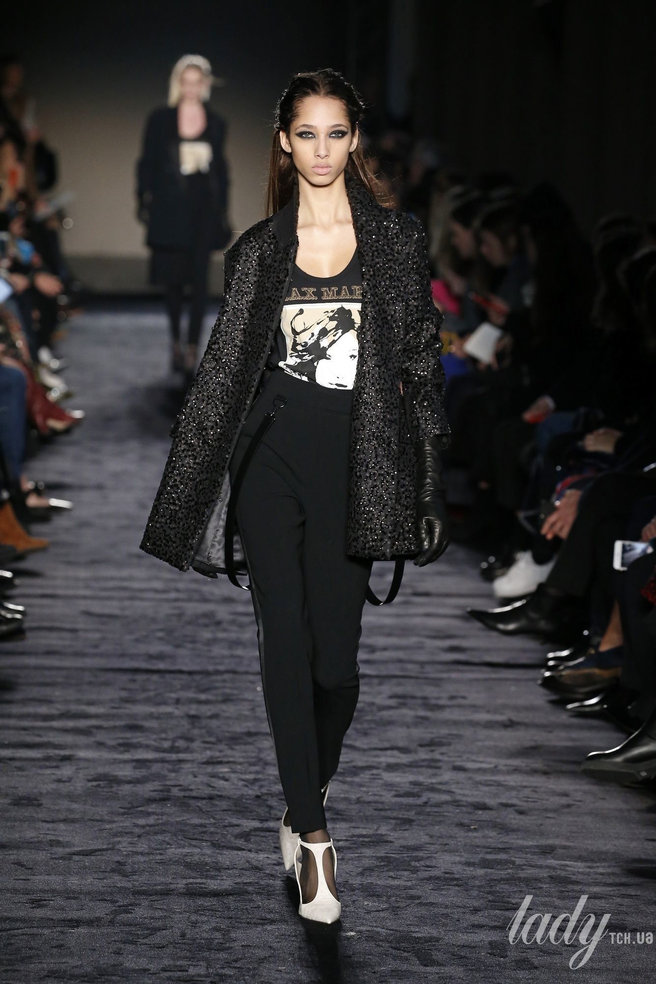 Коллекция Max Mara прет-а-порте сезона осень-зима 2018-2019_36