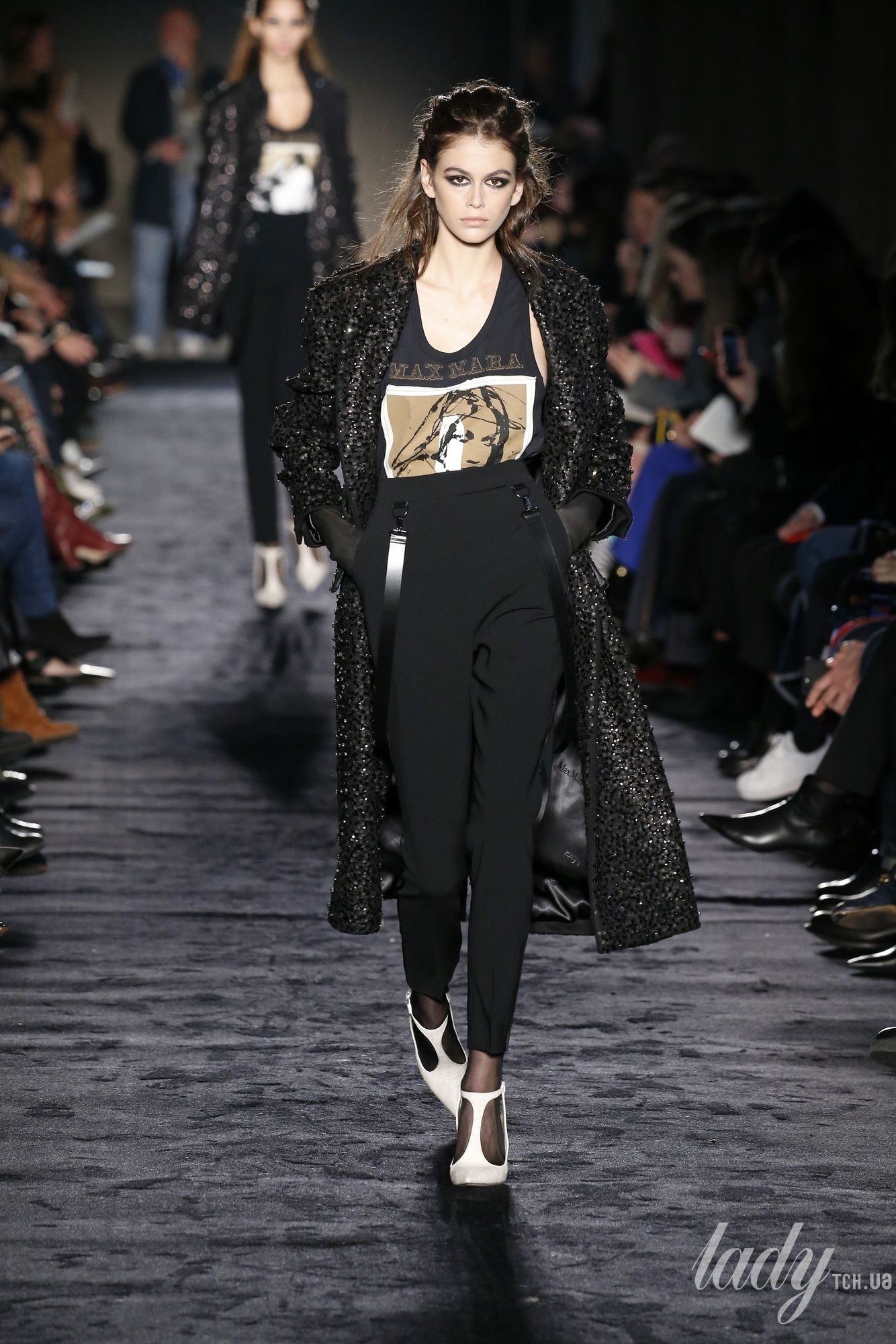 Коллекция Max Mara прет-а-порте сезона осень-зима 2018-2019_35