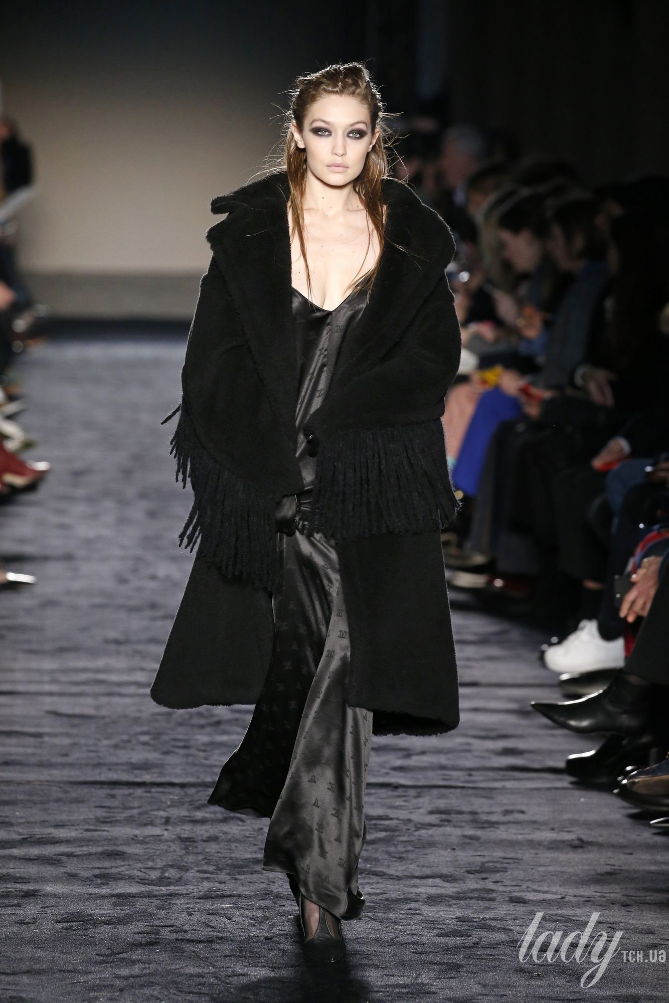 Коллекция Max Mara прет-а-порте сезона осень-зима 2018-2019_43