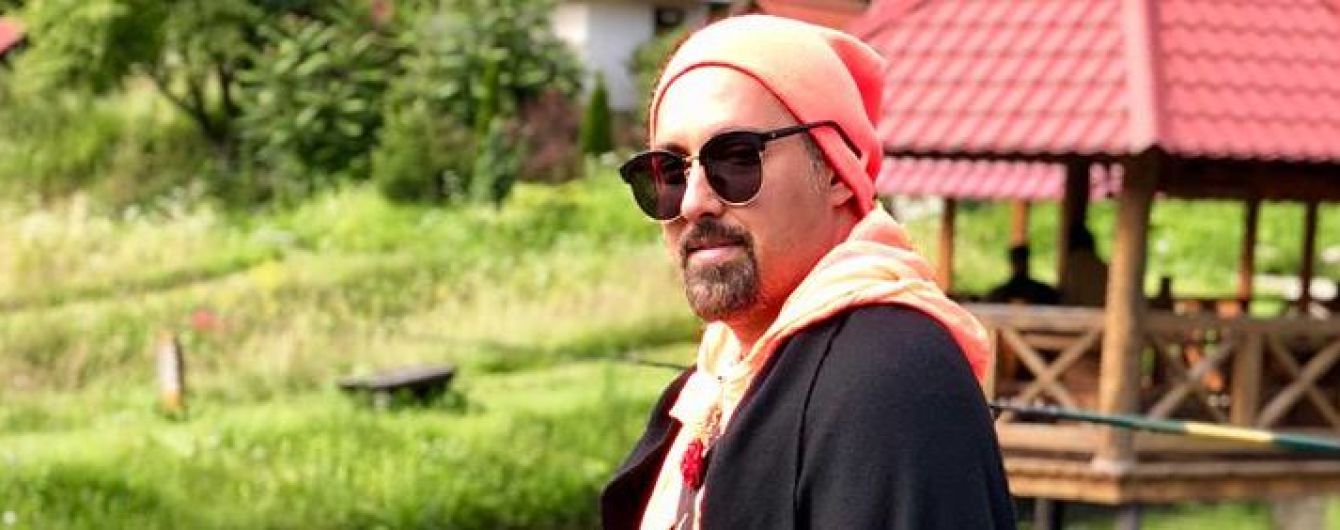 Всегда стильный: Дима Коляденко сходил на рыбалку