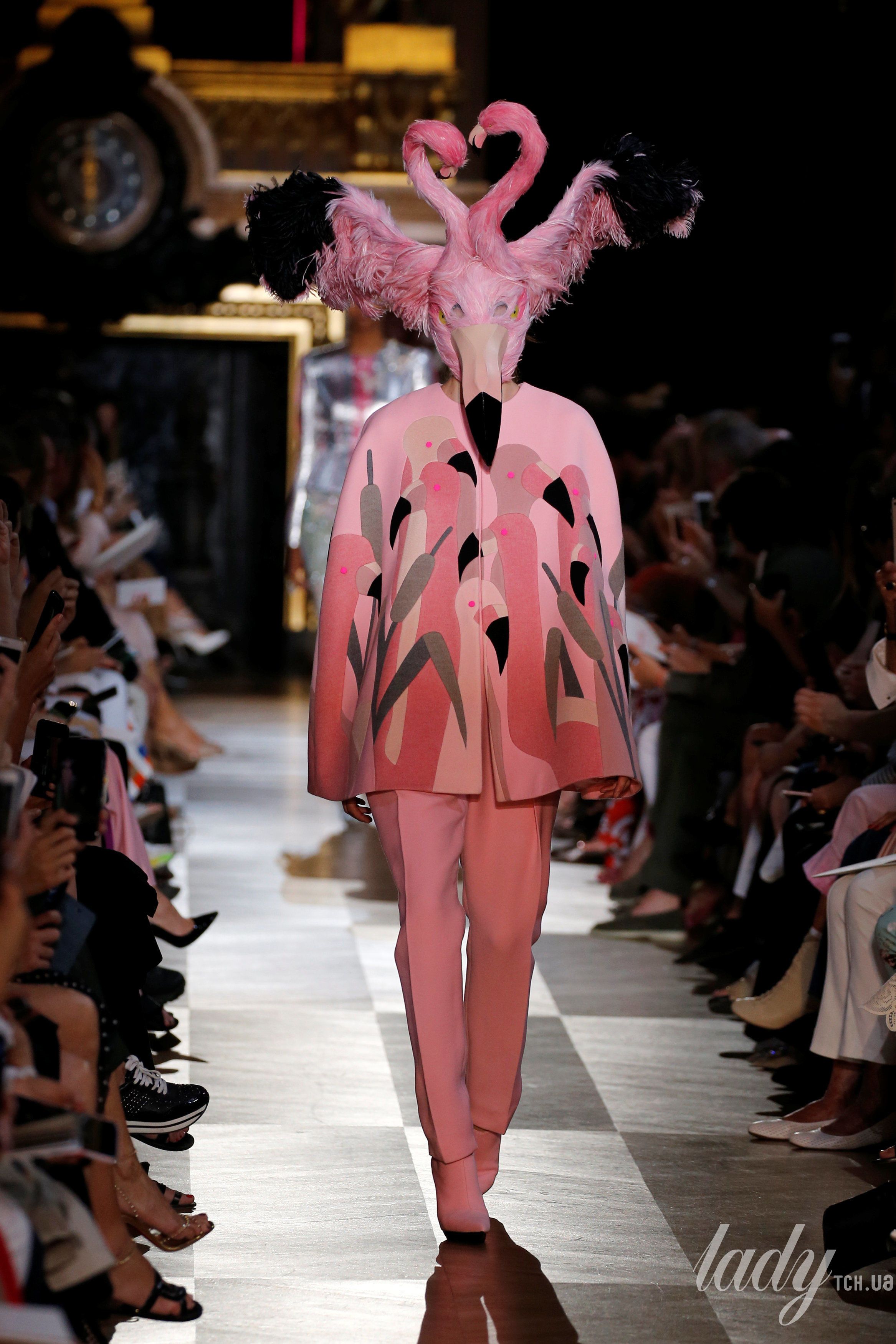 Коллекция Schiaparelli Haute Couture осень-зима 2018-2019_21