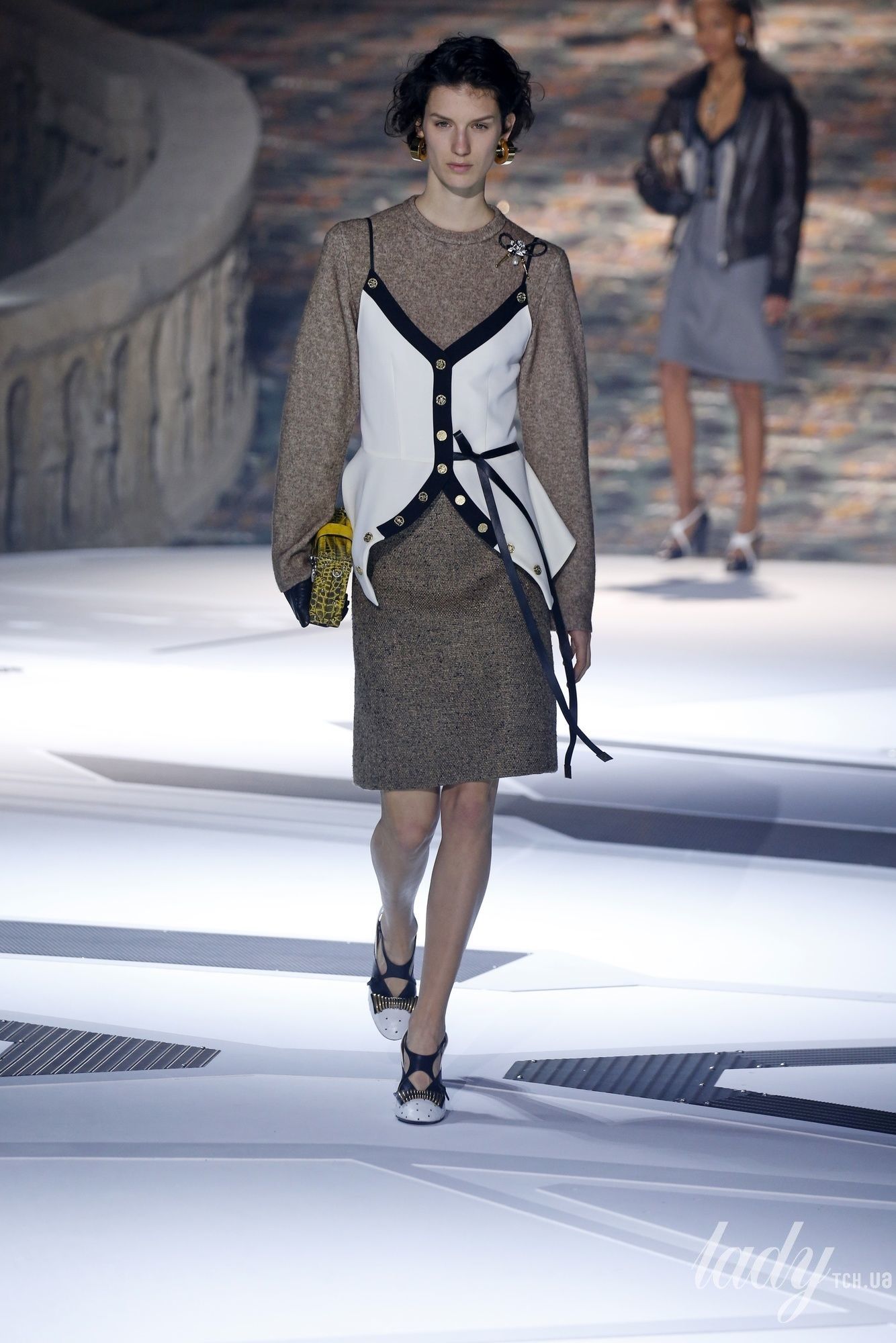 Коллекция Louis Vuitton прет-а-порте сезона осень-зима 2018-2019_10