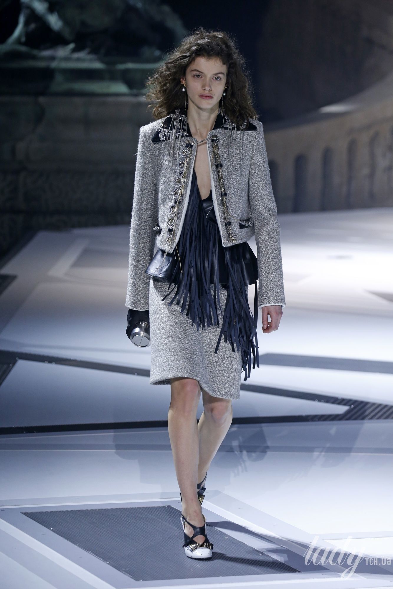Коллекция Louis Vuitton прет-а-порте сезона осень-зима 2018-2019_7