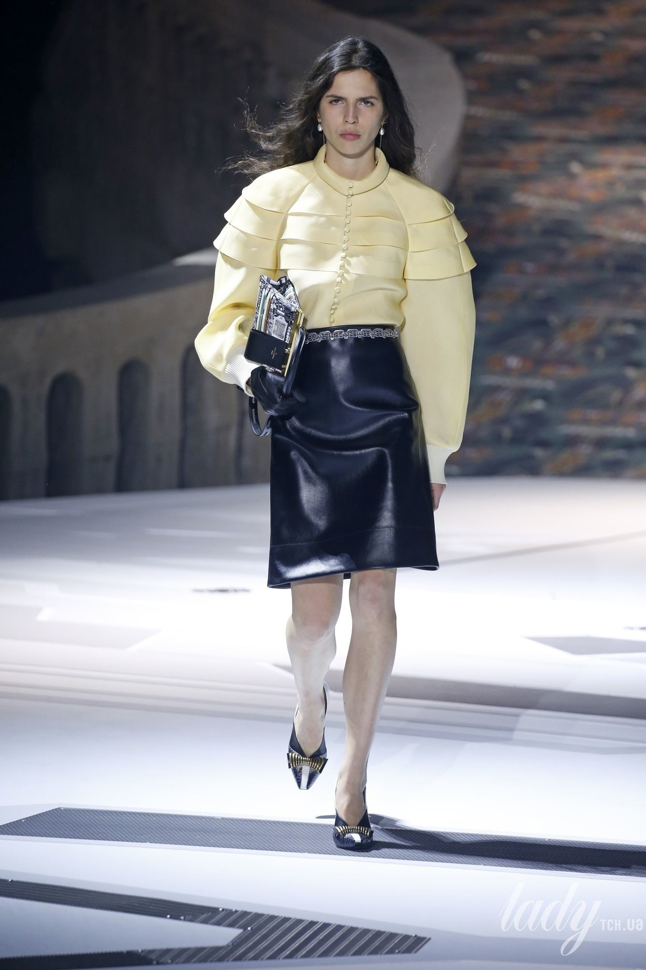 Коллекция Louis Vuitton прет-а-порте сезона осень-зима 2018-2019_17