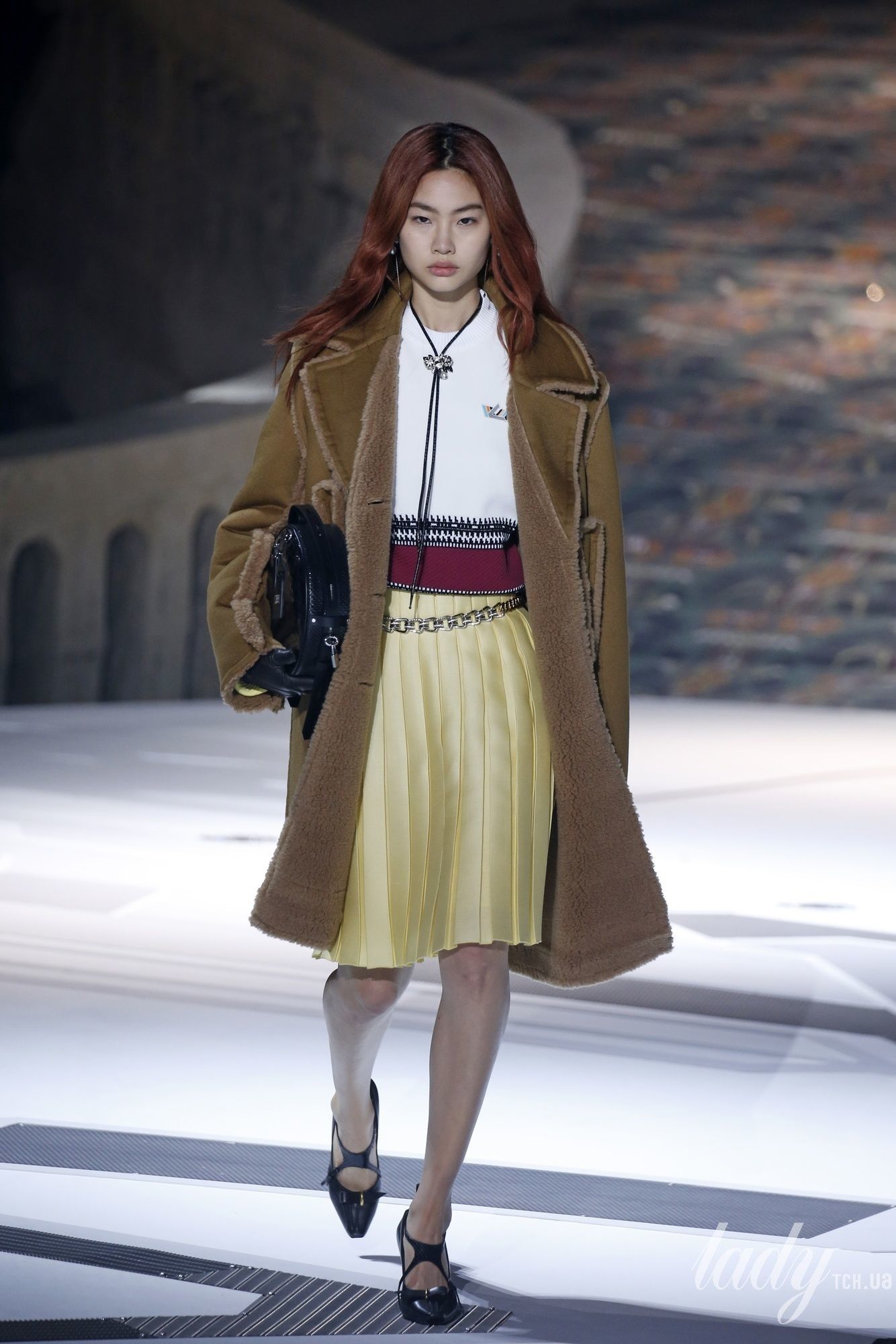 Коллекция Louis Vuitton прет-а-порте сезона осень-зима 2018-2019_21