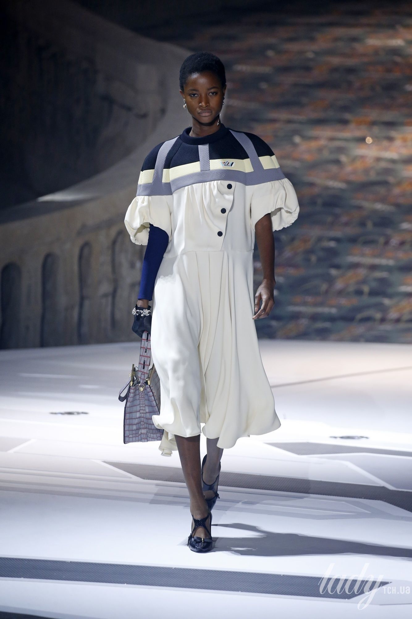 Коллекция Louis Vuitton прет-а-порте сезона осень-зима 2018-2019_33