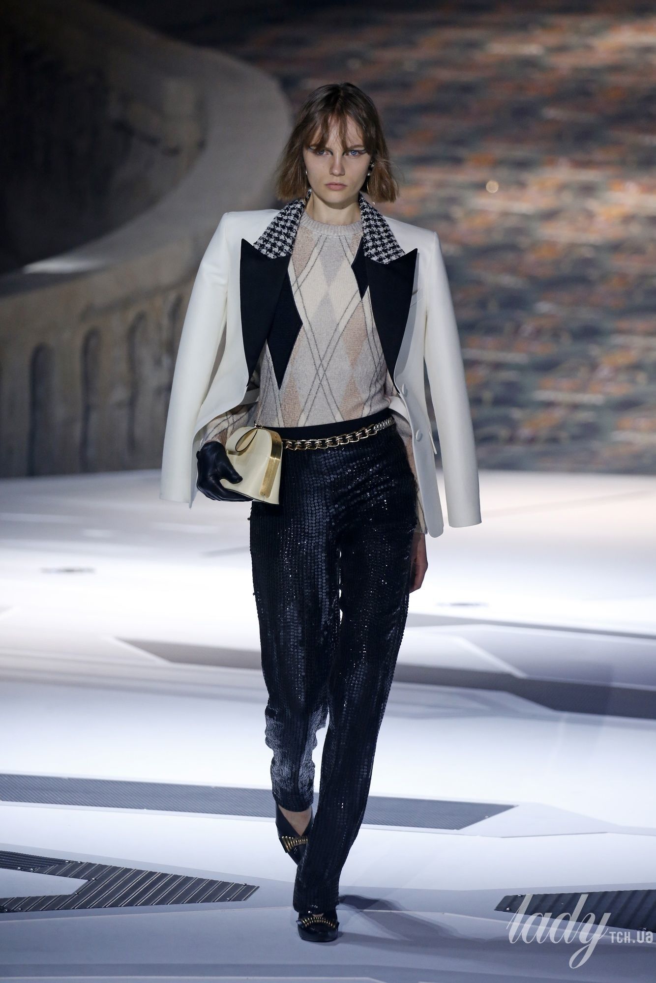 Коллекция Louis Vuitton прет-а-порте сезона осень-зима 2018-2019_42