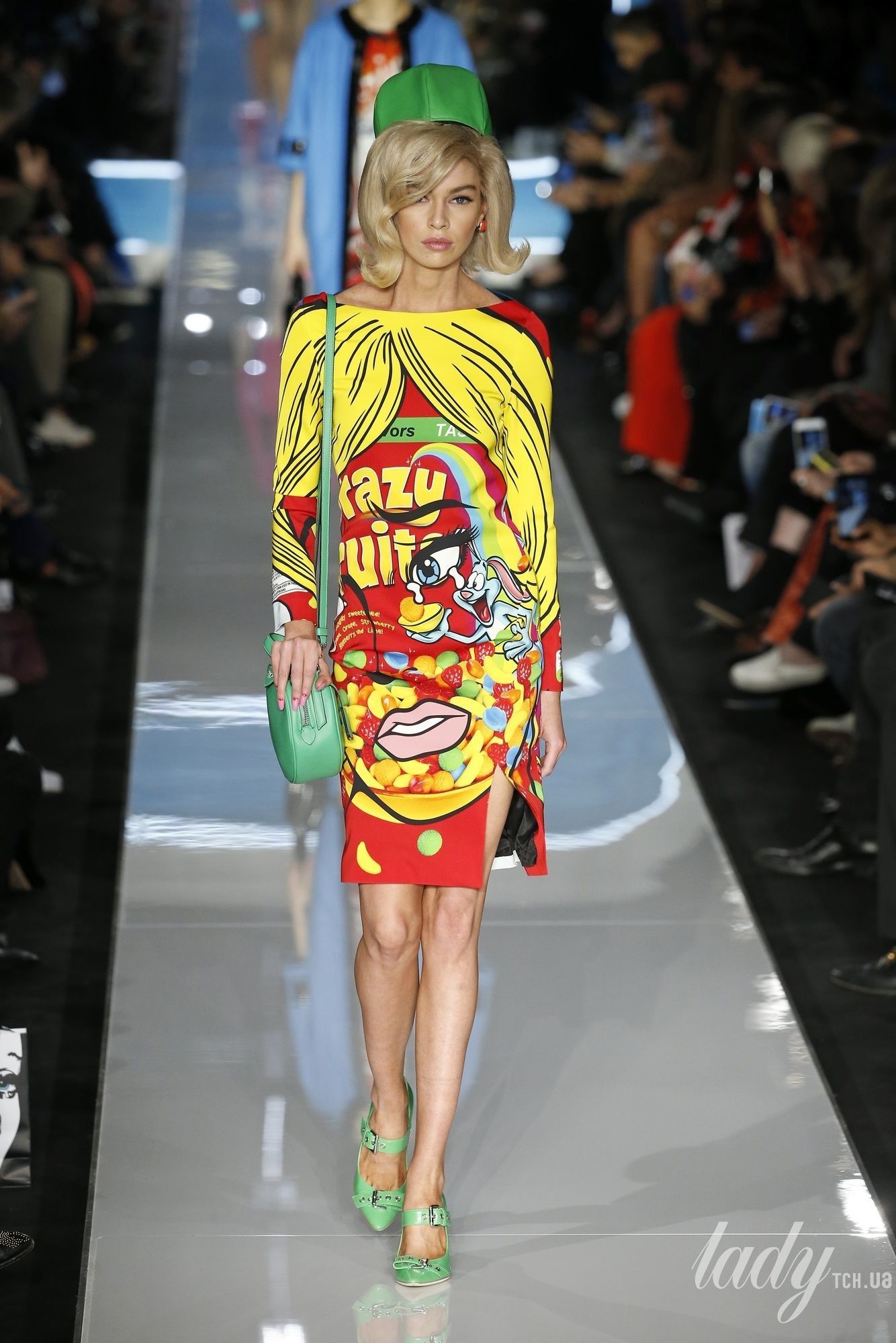 Коллекция Moschino прет-а-порте сезона осень-зима 2018-2019_10