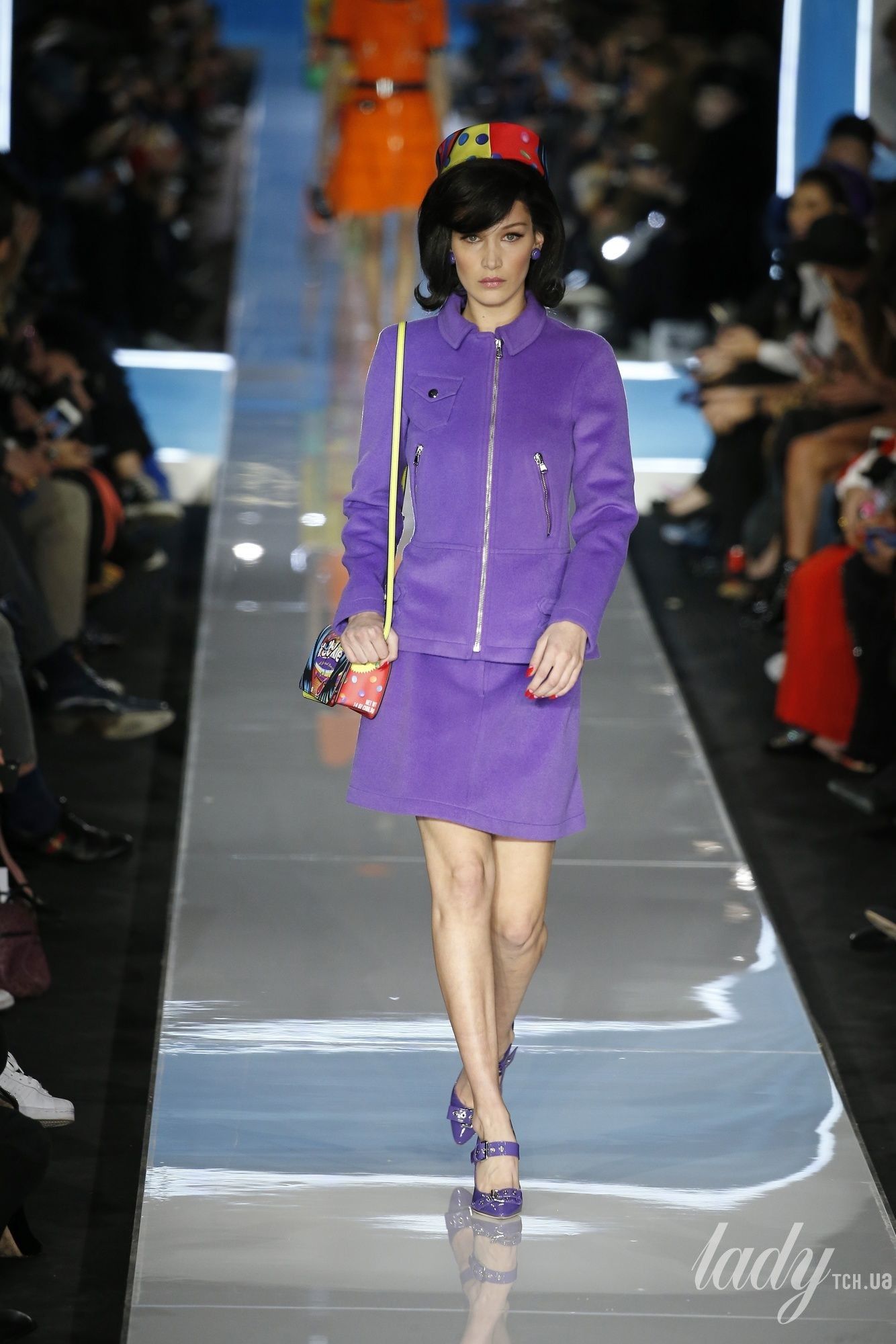Коллекция Moschino прет-а-порте сезона осень-зима 2018-2019_8