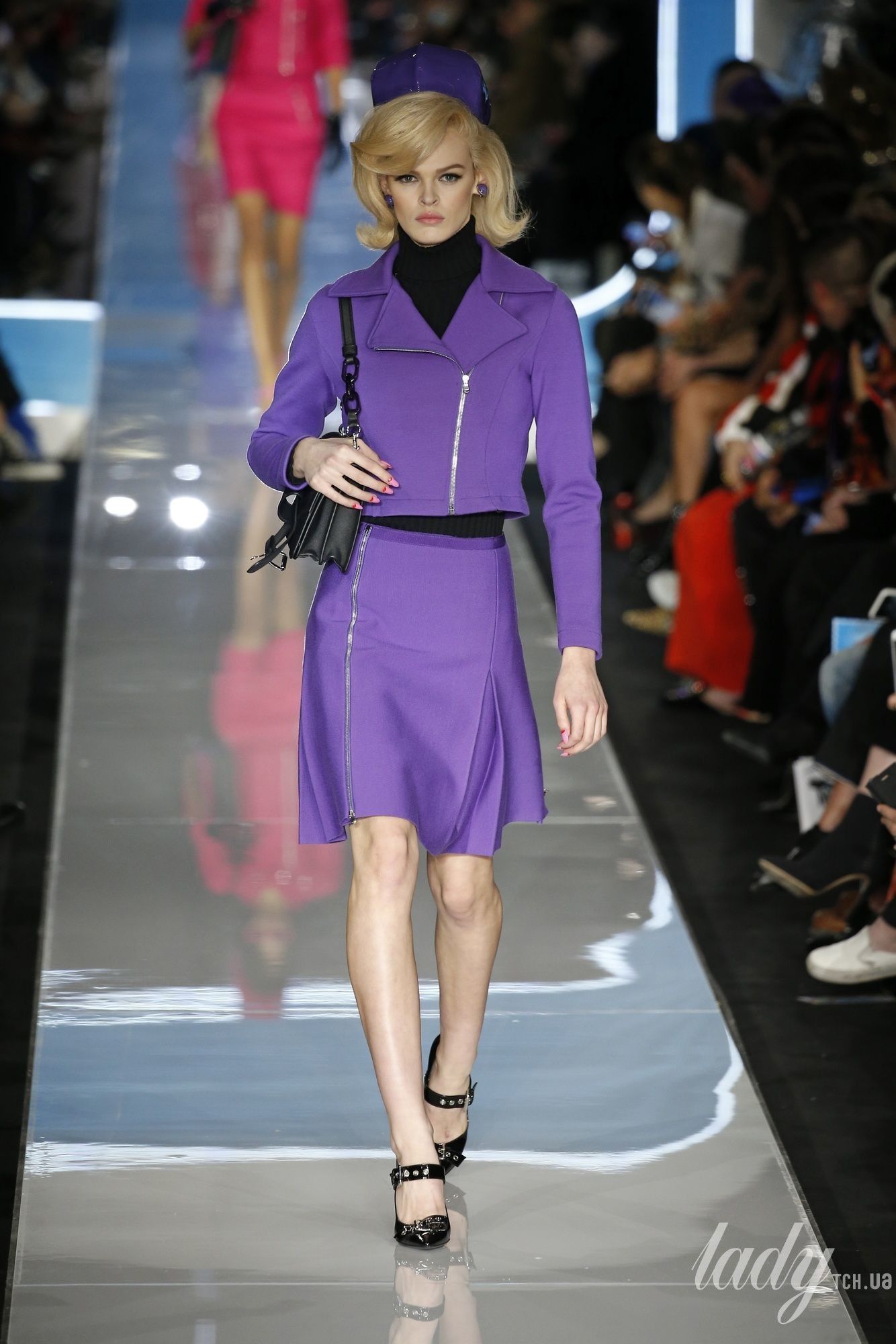 Коллекция Moschino прет-а-порте сезона осень-зима 2018-2019_23