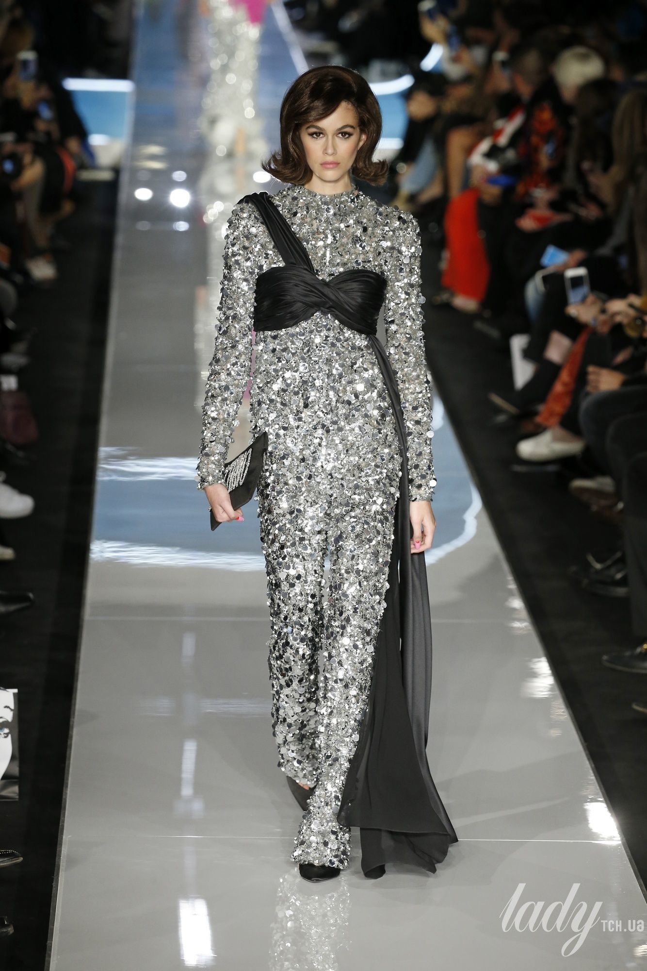 Коллекция Moschino прет-а-порте сезона осень-зима 2018-2019_52