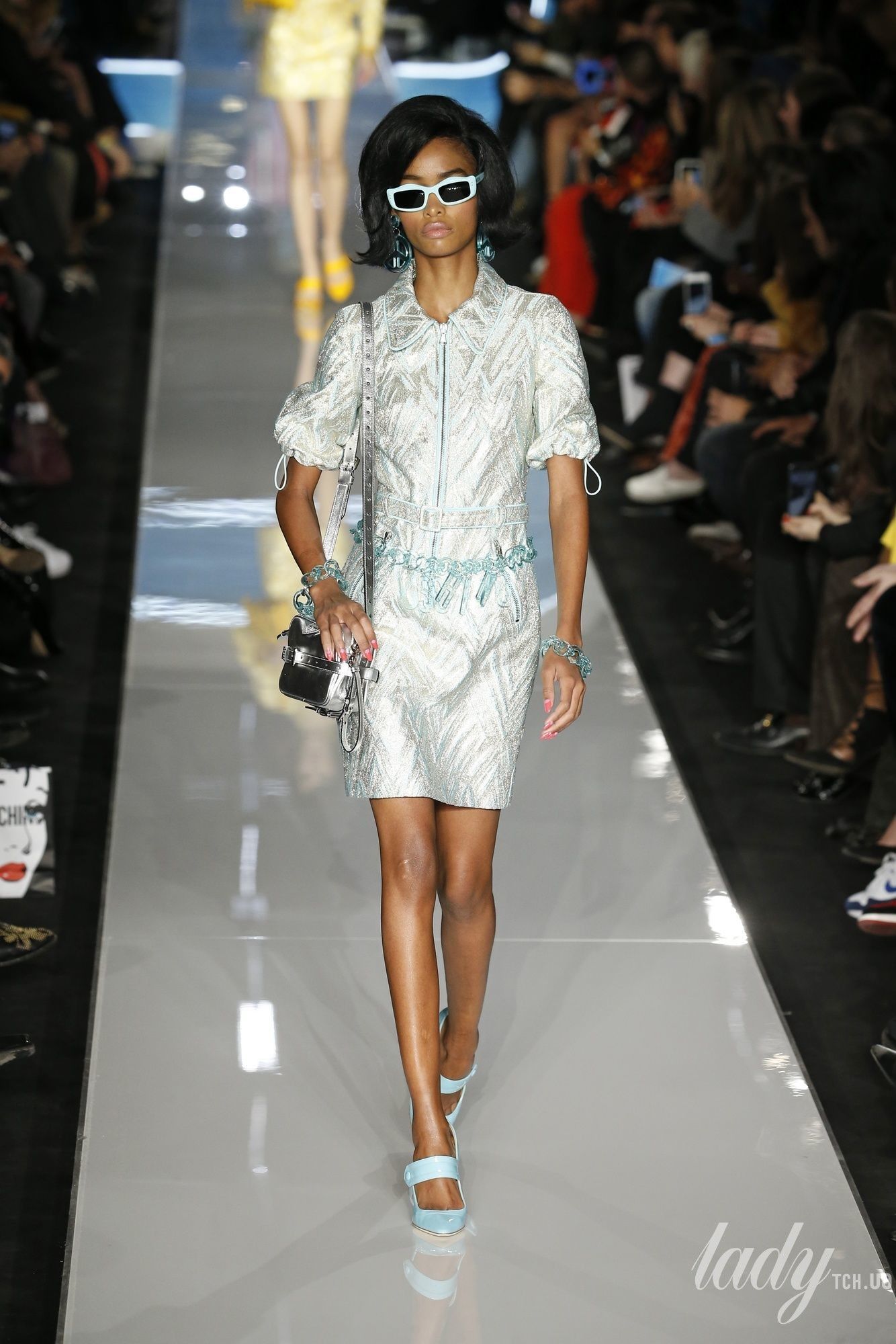 Коллекция Moschino прет-а-порте сезона осень-зима 2018-2019_40
