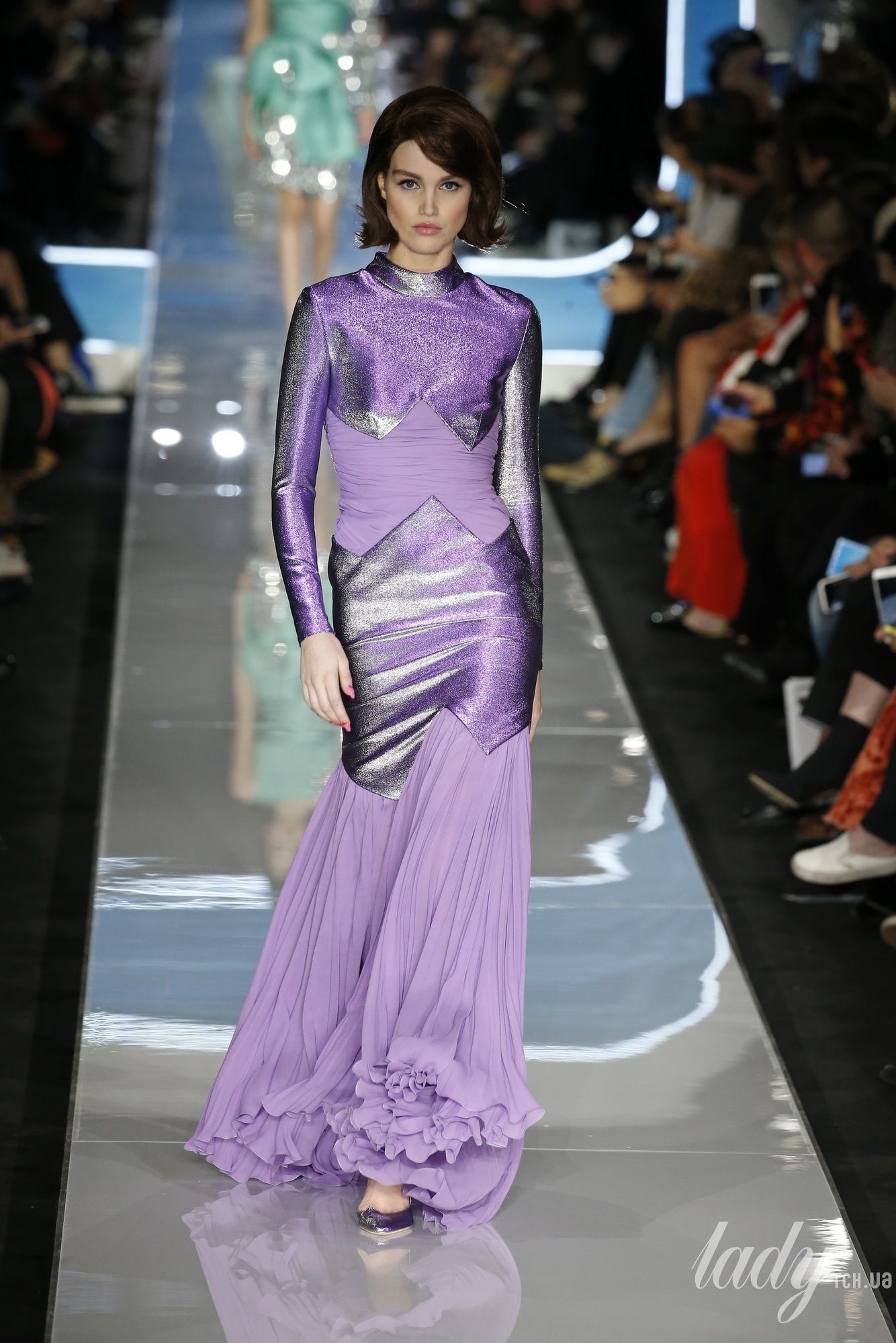 Коллекция Moschino прет-а-порте сезона осень-зима 2018-2019_48