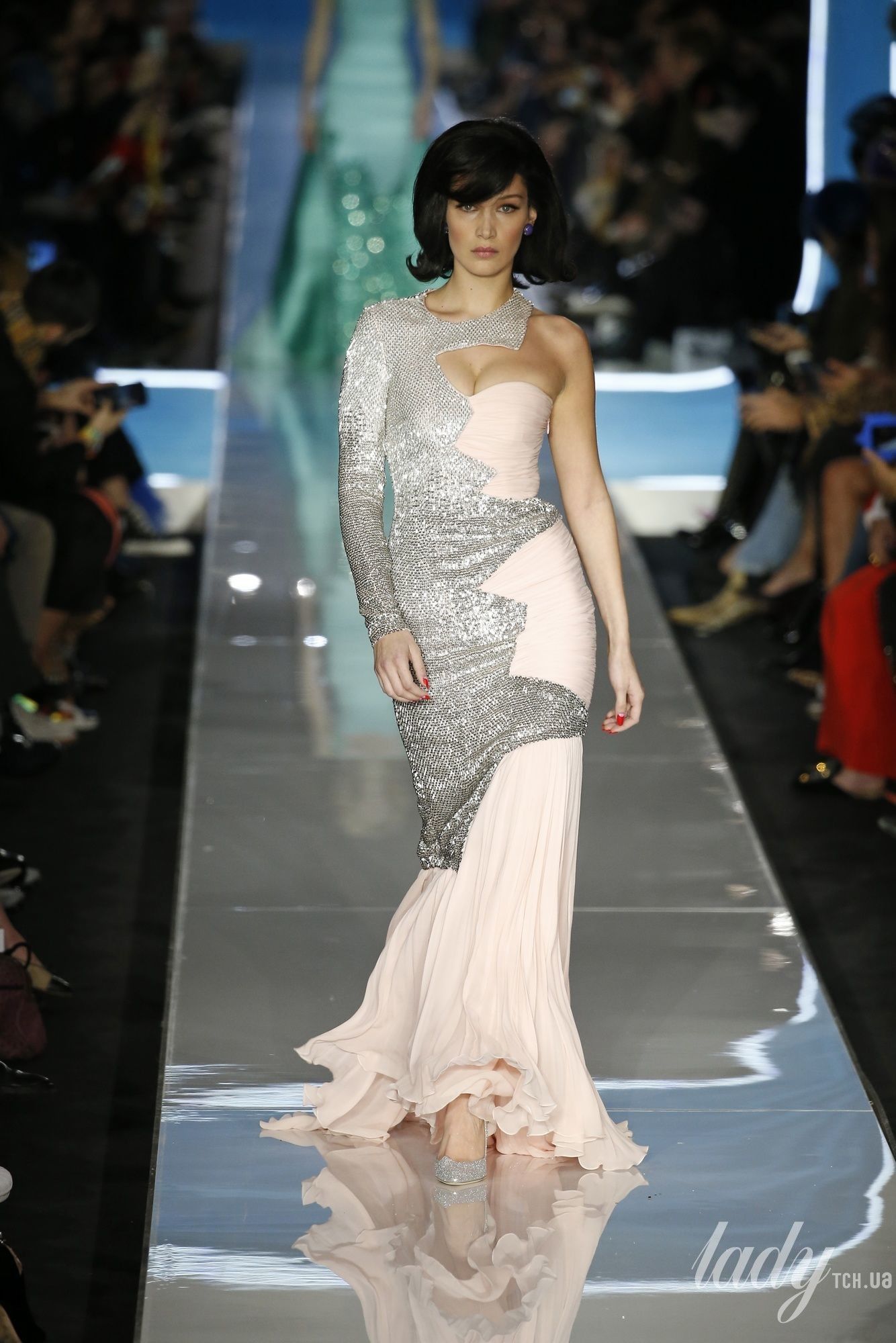 Коллекция Moschino прет-а-порте сезона осень-зима 2018-2019_61