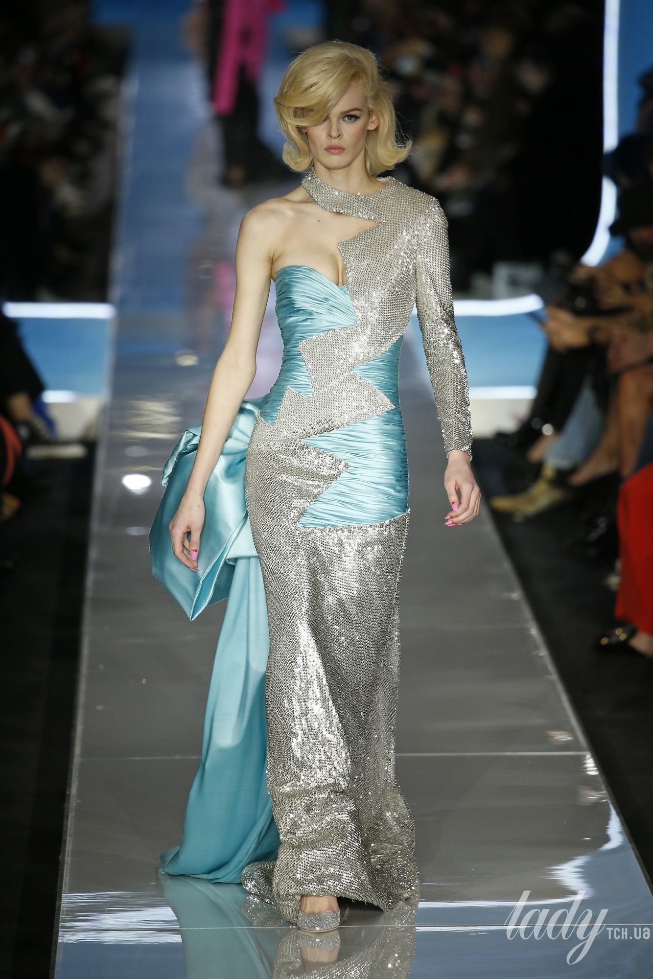 Коллекция Moschino прет-а-порте сезона осень-зима 2018-2019_58