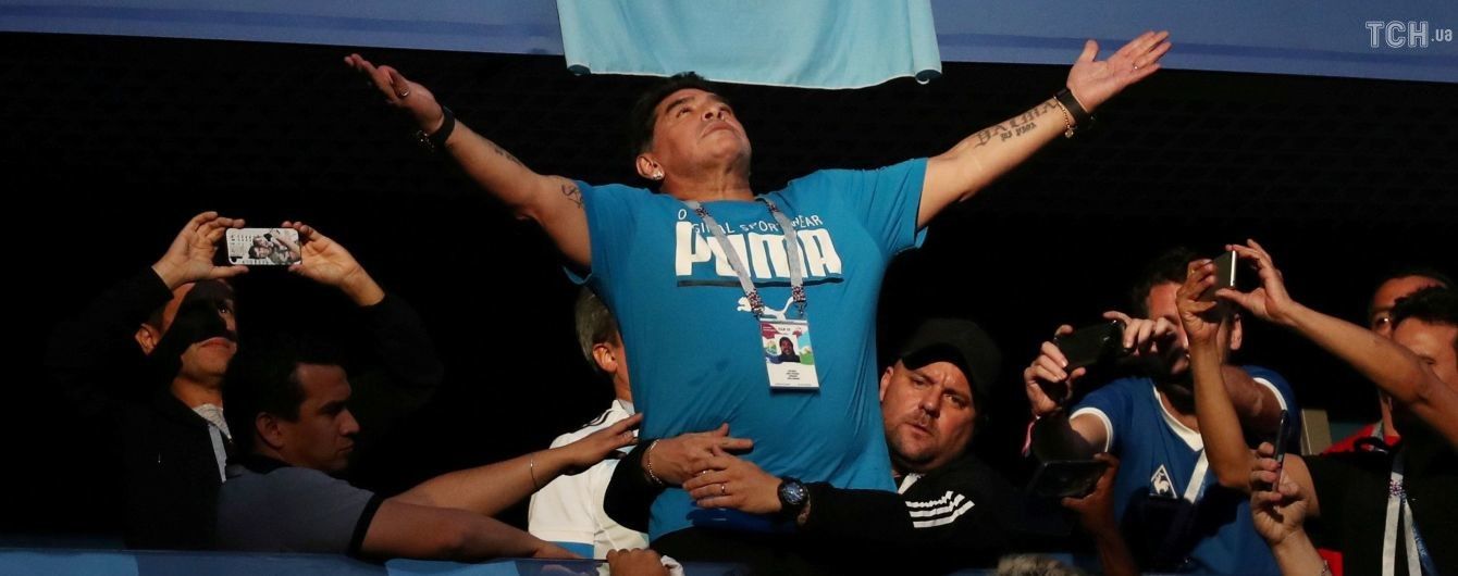 Скандальний Марадона готовий задарма тренувати збірну Аргентини