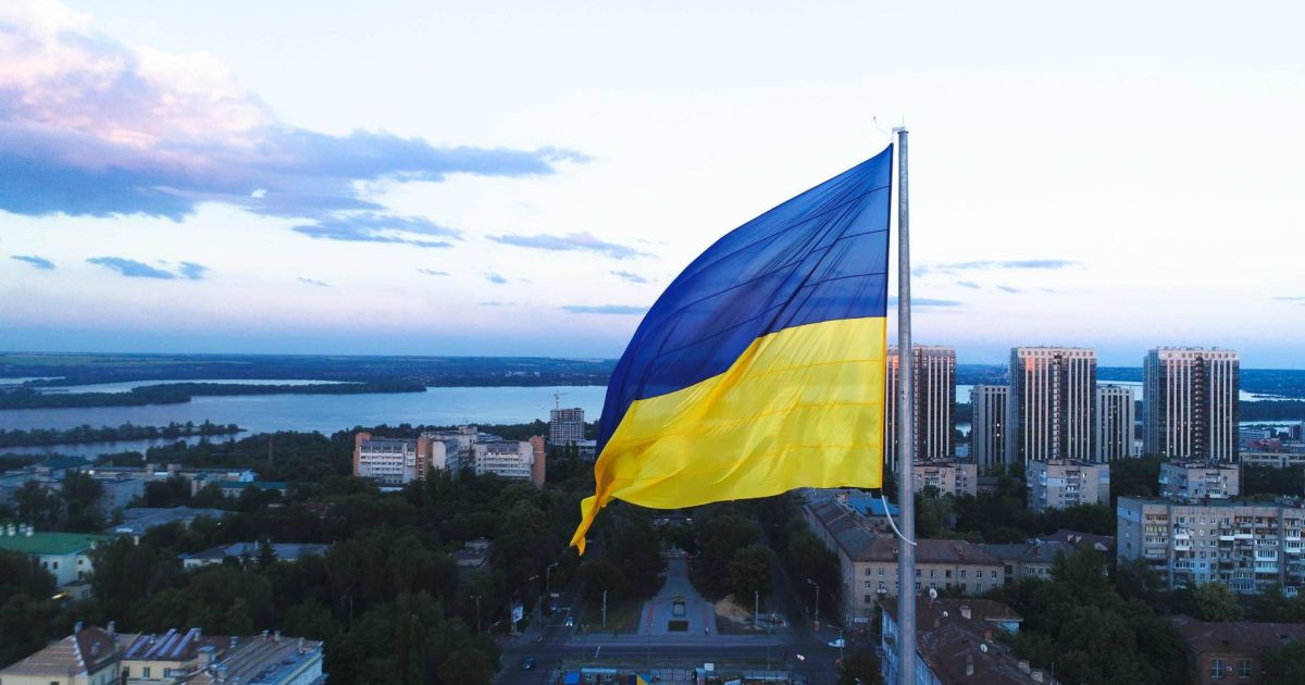 Юрий Голик: В Днепре состоялся технический подъем флага Украины на высоту 72 метра