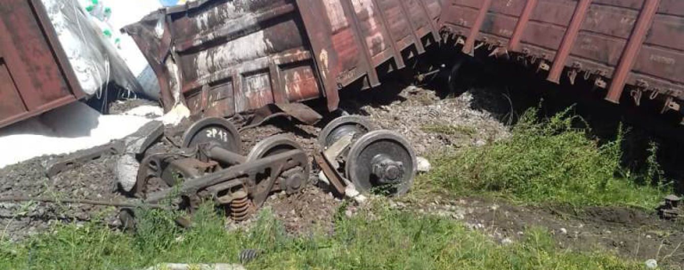 Після масштабної аварії залізничники відновили рух поїздів між Одесою та Києвом