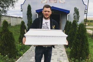 У боксера Беринчика умер сын, родившийся в июне