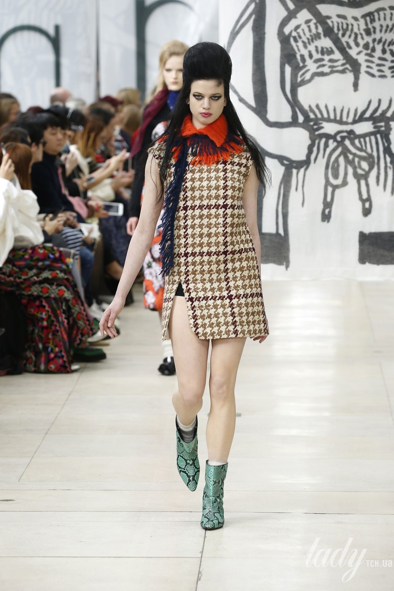 Коллекция Miu Miu прет-а-порте сезона осень-зима 2018-2019_14