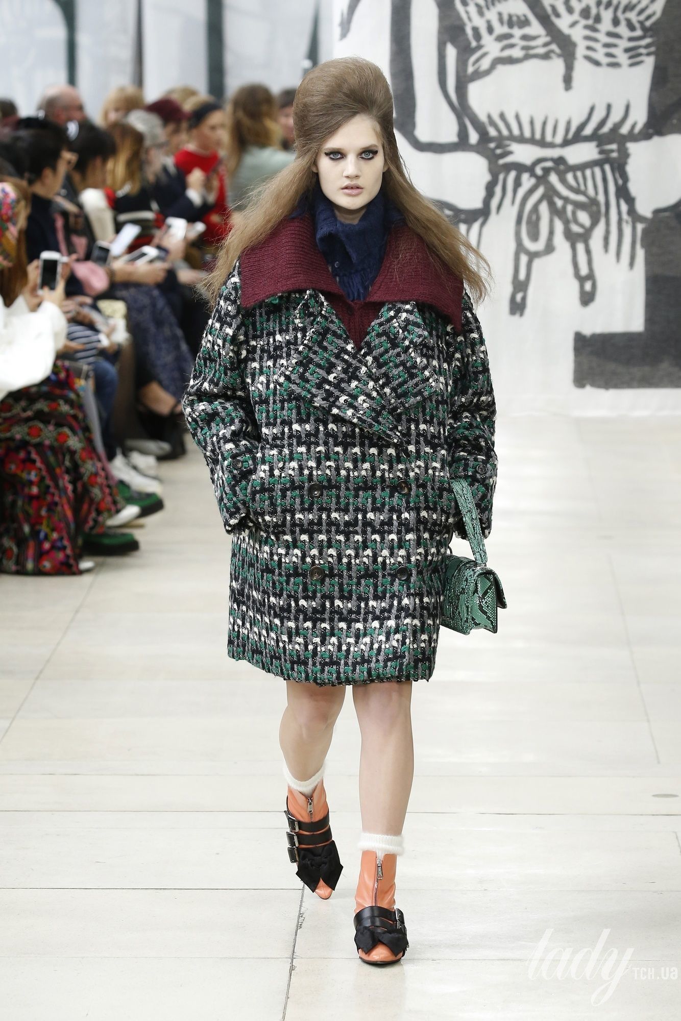 Коллекция Miu Miu прет-а-порте сезона осень-зима 2018-2019_10