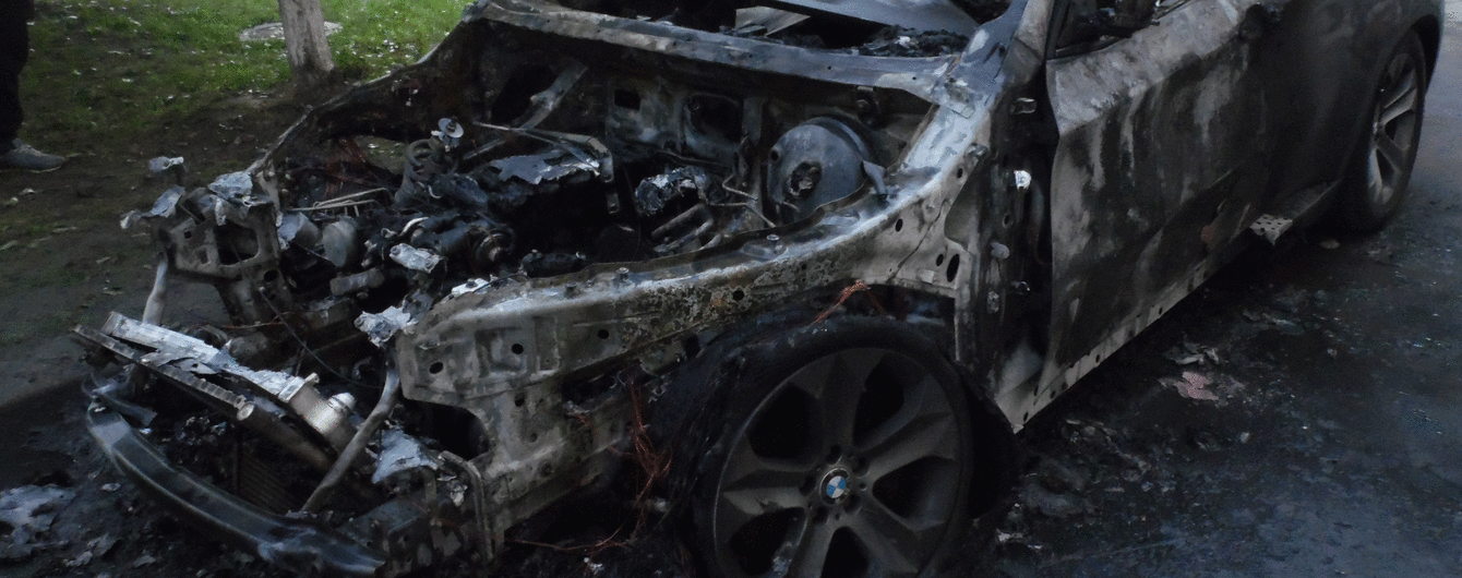На Рівненщині невідомі спалили авто заступника глави РДА