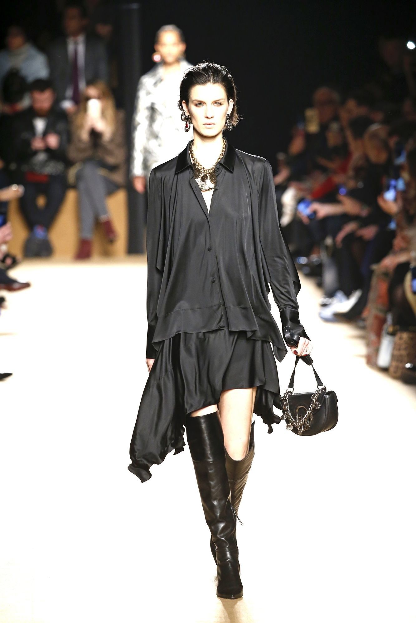 Коллекция Roberto Cavalli прет-а-порте сезона осень-зима 2018-2019_6