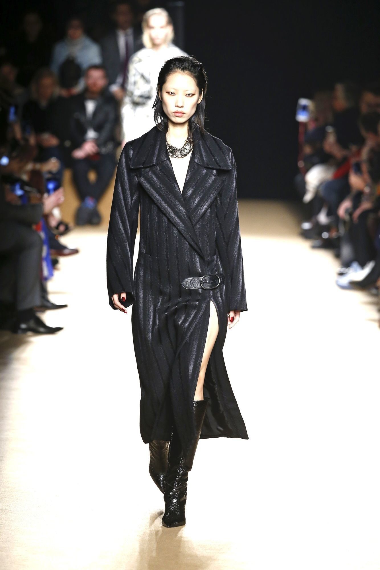 Коллекция Roberto Cavalli прет-а-порте сезона осень-зима 2018-2019_3