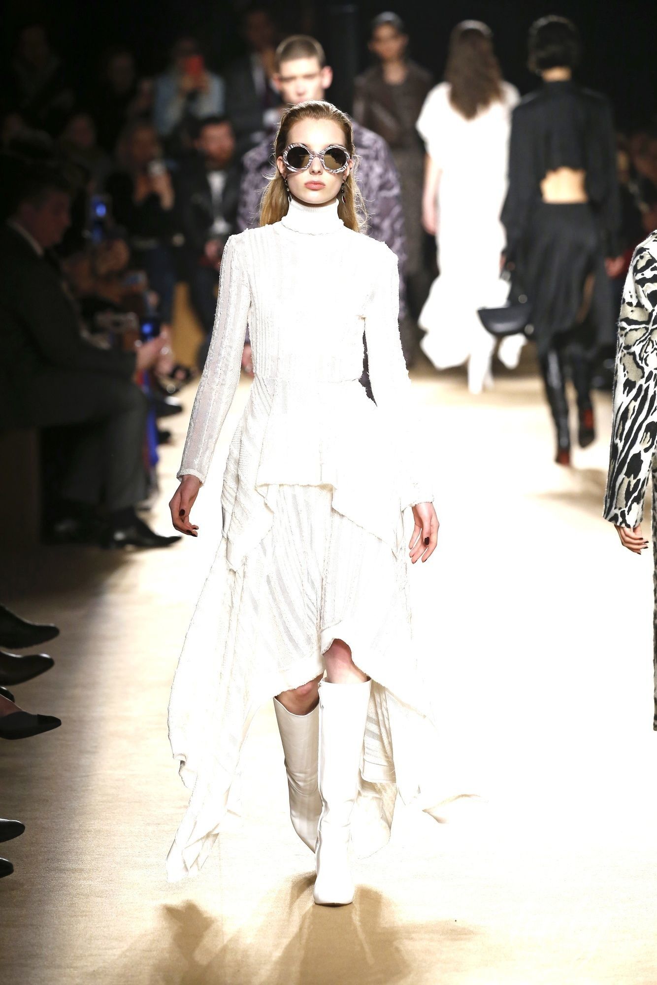 Коллекция Roberto Cavalli прет-а-порте сезона осень-зима 2018-2019_16
