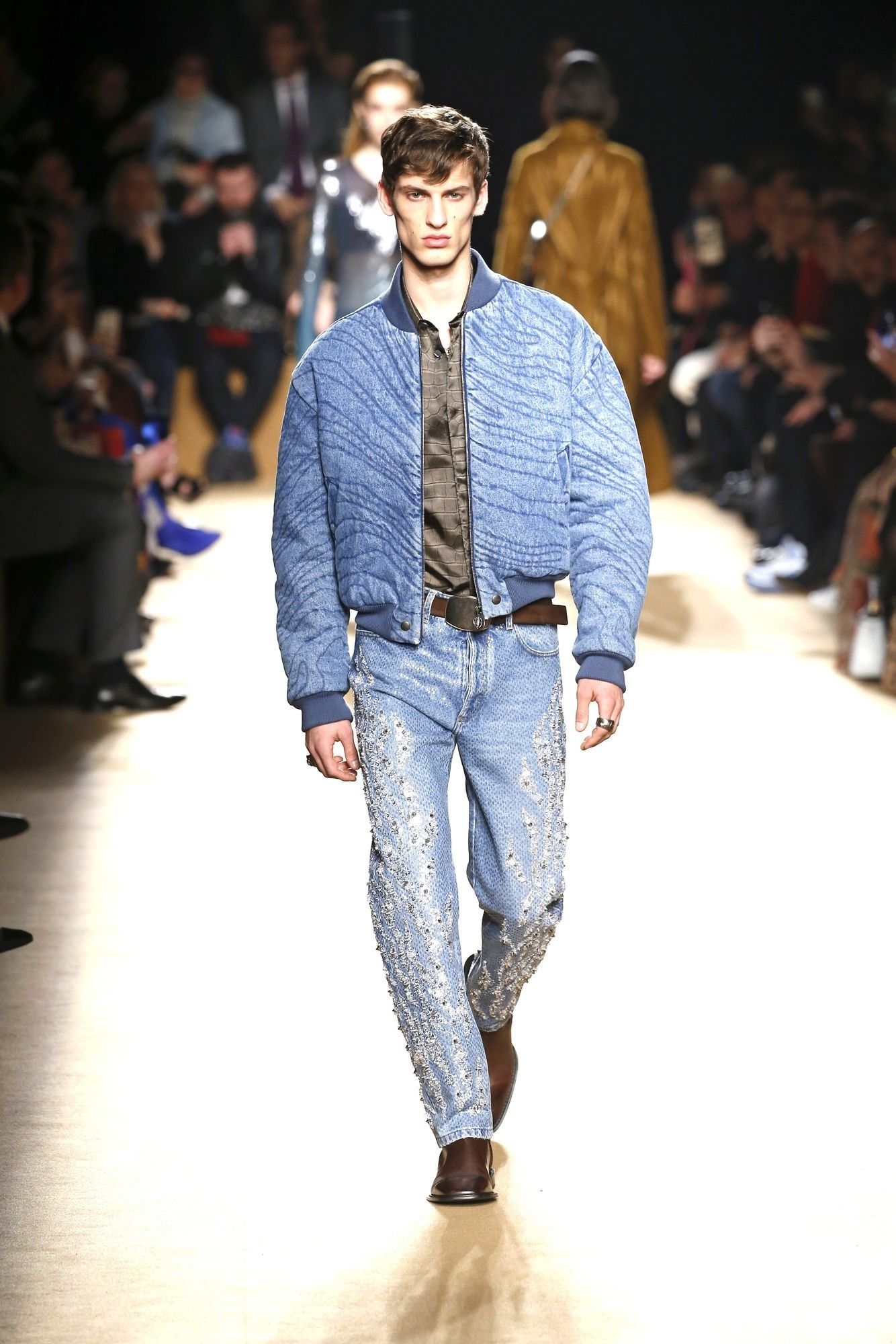 Коллекция Roberto Cavalli прет-а-порте сезона осень-зима 2018-2019_44