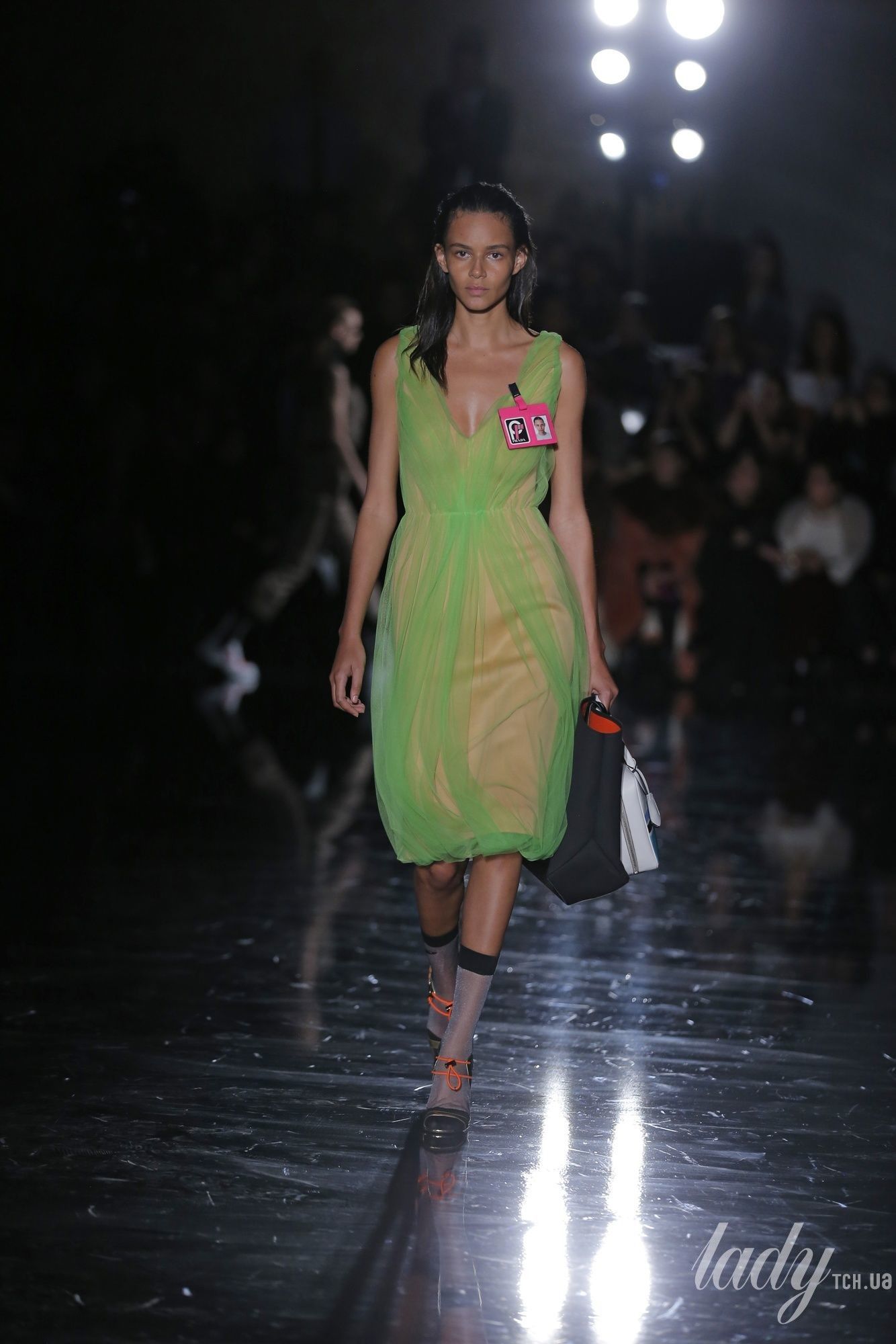 Коллекция Prada прет-а-порте сезона осень-зима 2018-2019_22