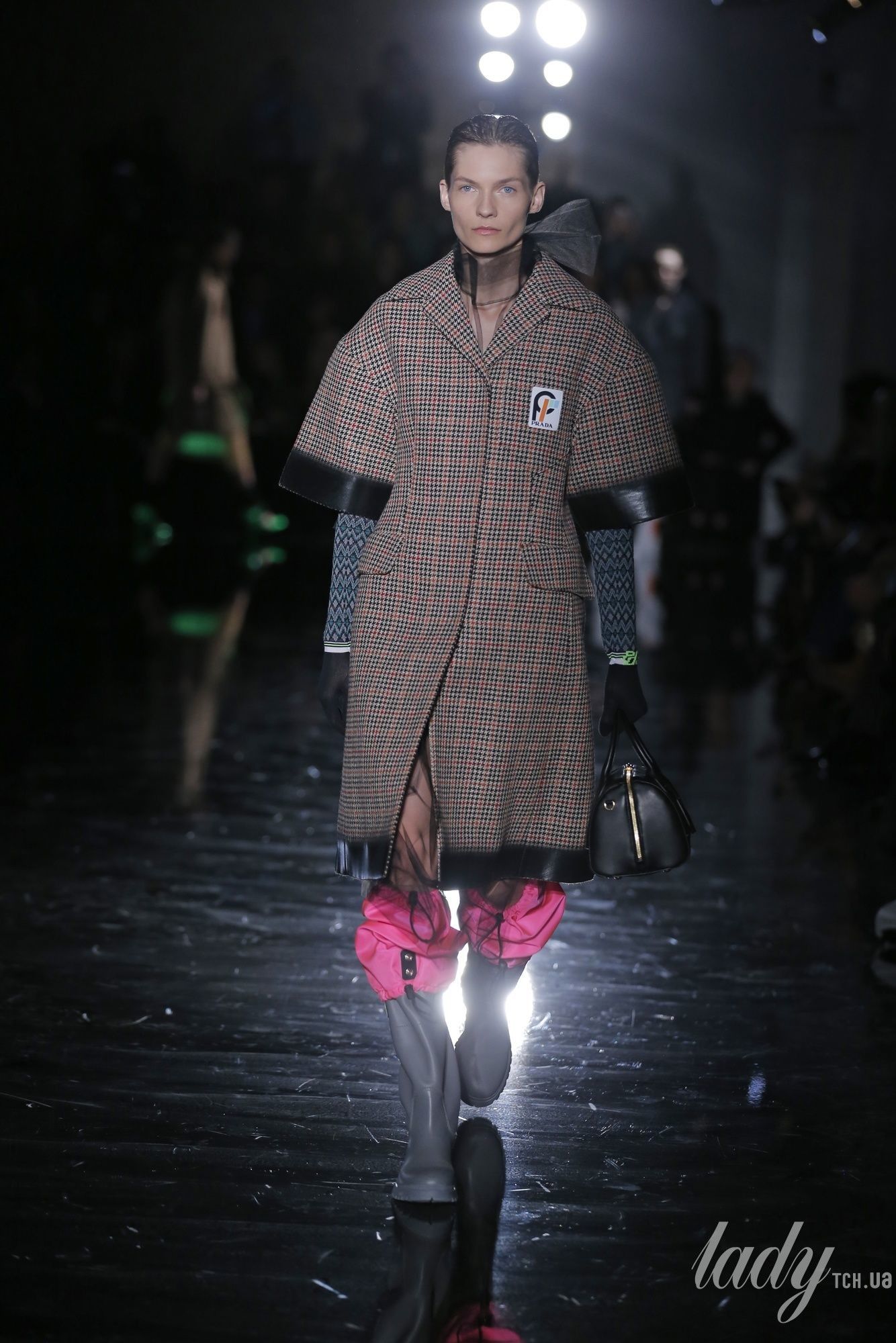 Коллекция Prada прет-а-порте сезона осень-зима 2018-2019_14