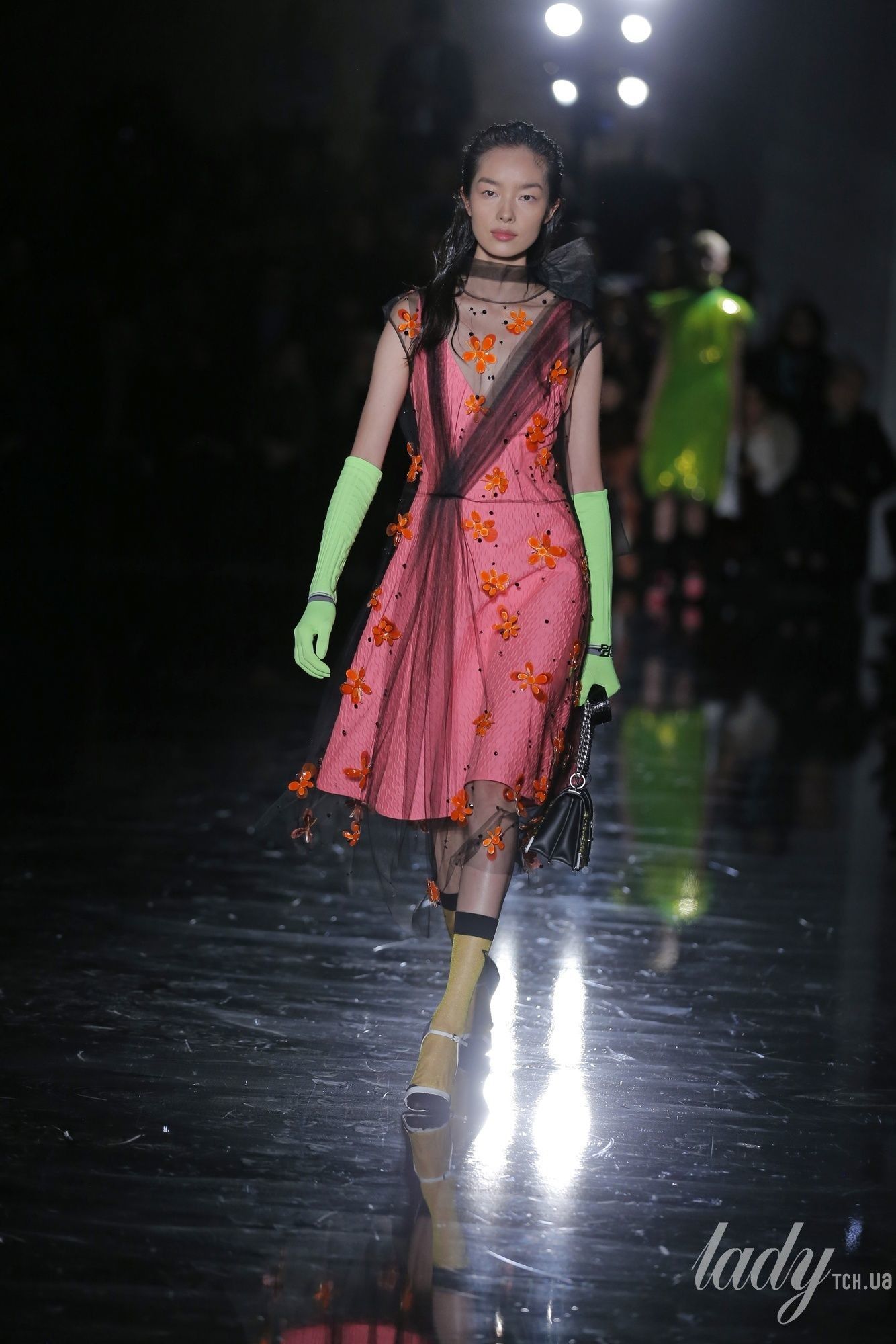Коллекция Prada прет-а-порте сезона осень-зима 2018-2019_39