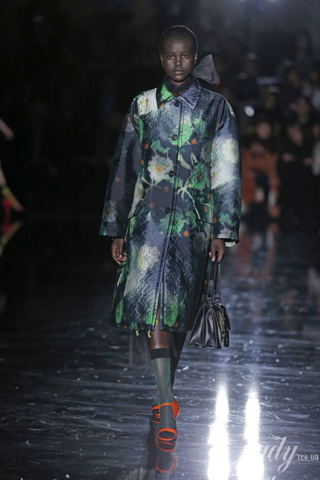 Коллекция Prada прет-а-порте сезона осень-зима 2018-2019_36