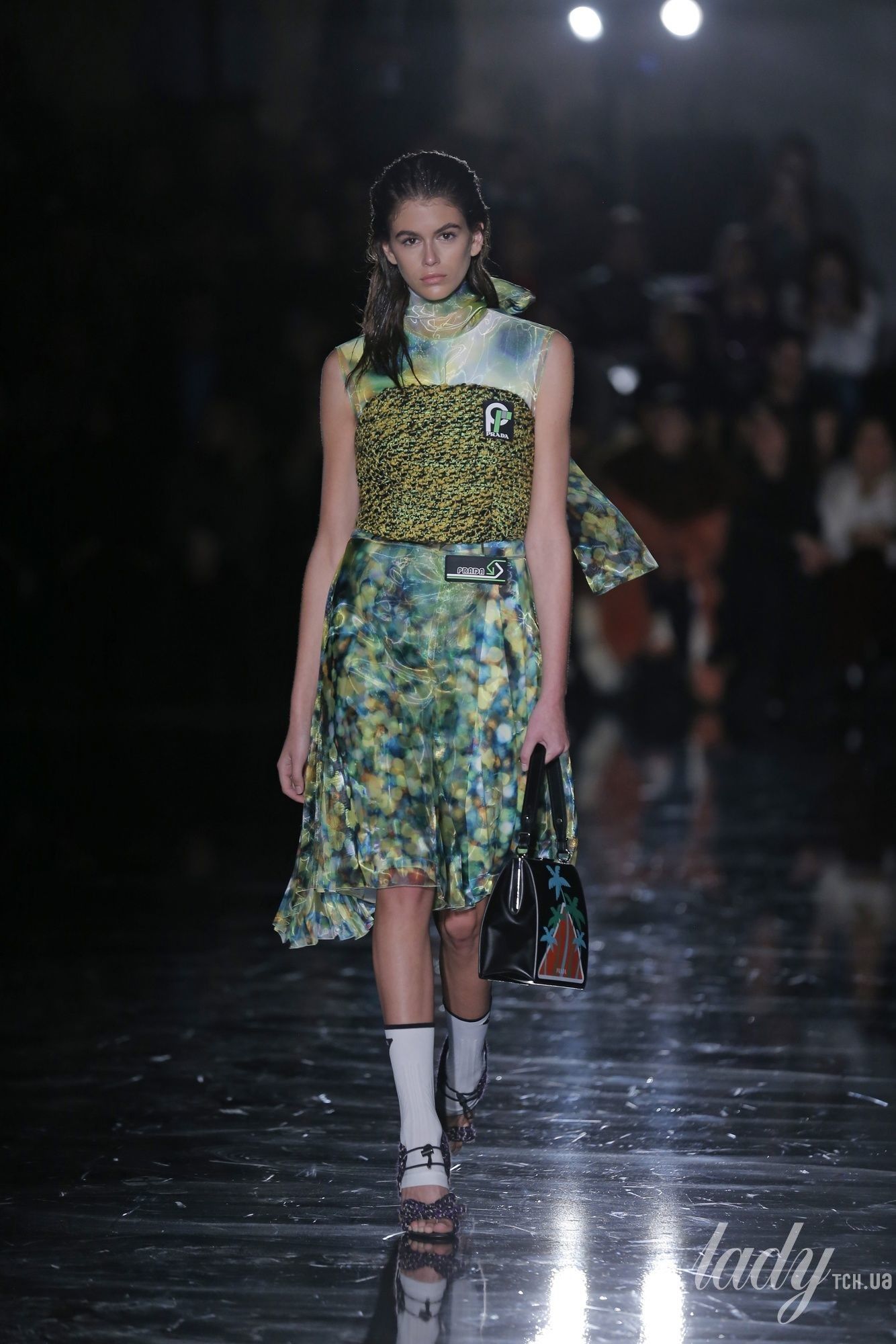 Коллекция Prada прет-а-порте сезона осень-зима 2018-2019_32