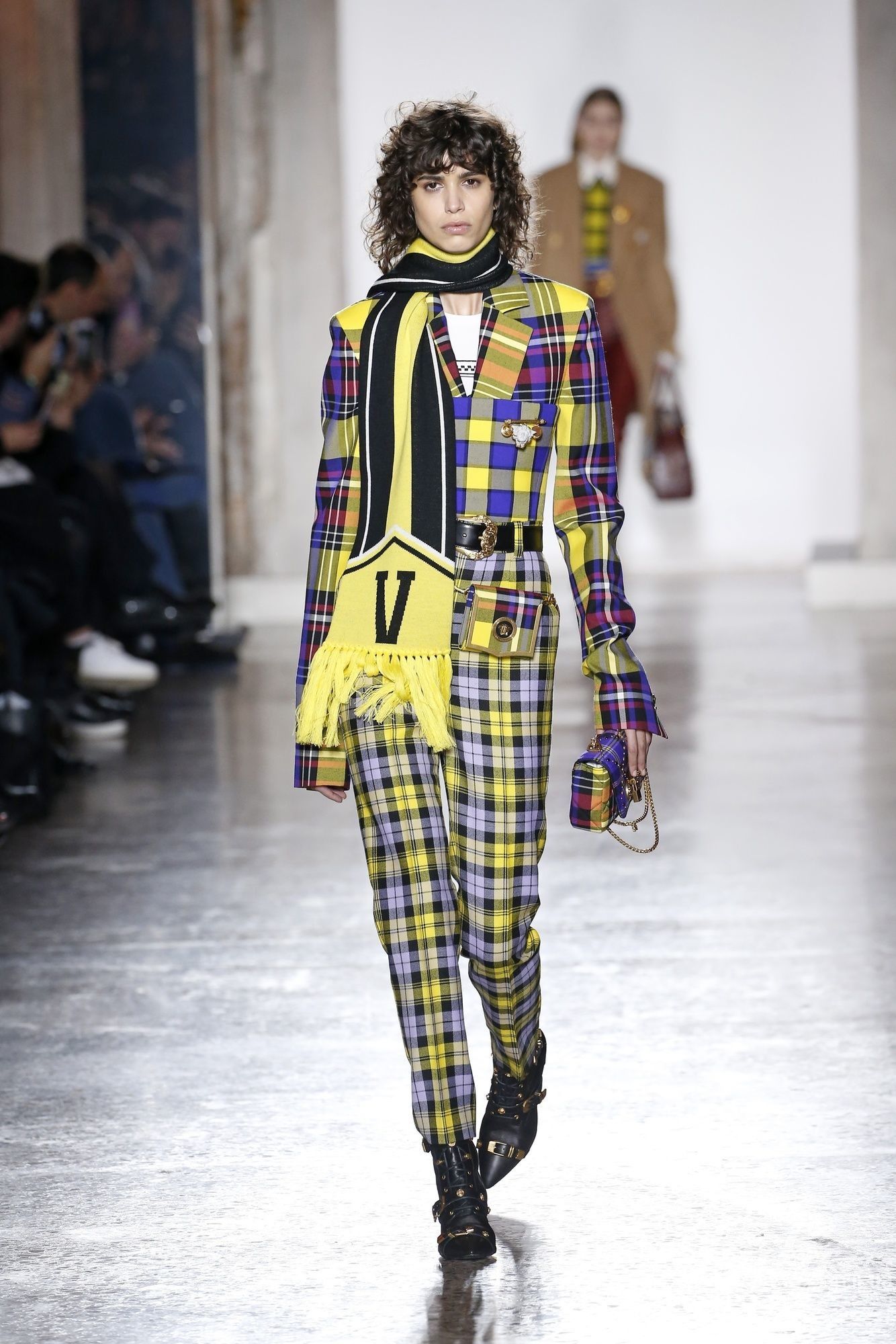 Коллекция Versace прет-а-порте сезона осень-зима 2018-2019_4