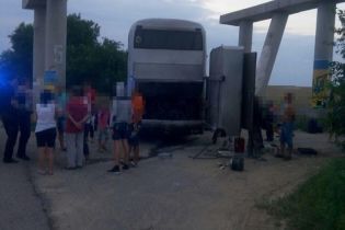 На Одесчине загорелся экскурсионный автобус с полусотней детей