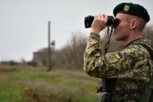 Украинку остановили на границе с Венгрией из-за фальшивых документов на ребенка
