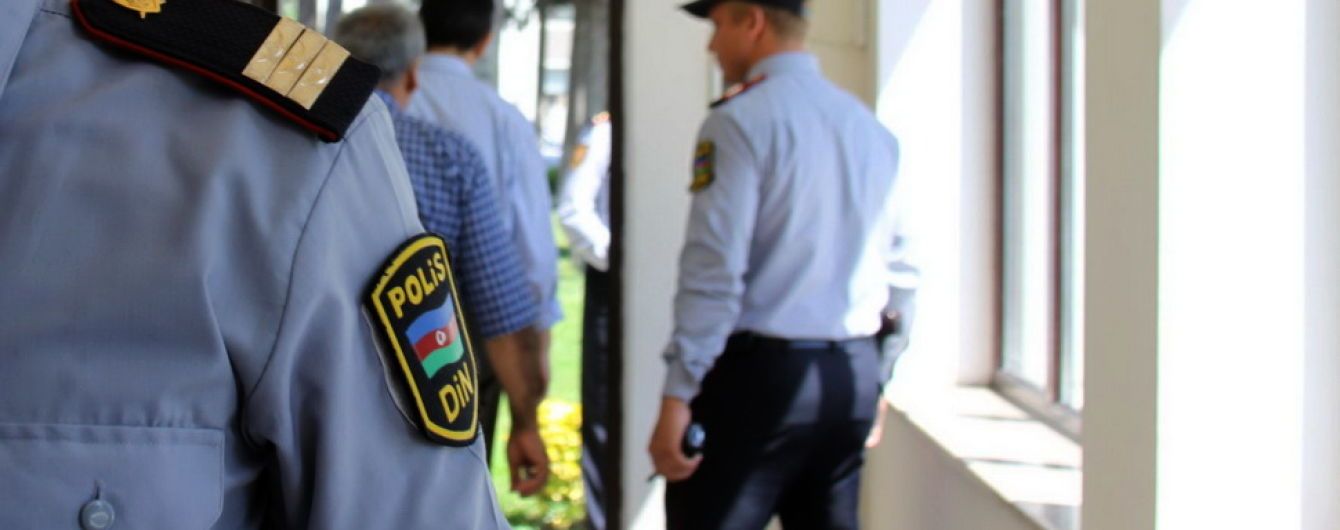 В Азербайджане во время акций протеста погибли двое полицейских