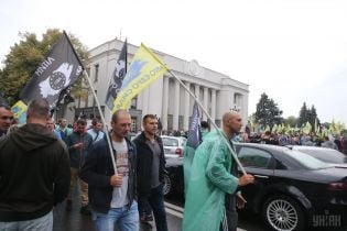 Владельцы "евроблях" озвучили требования на акции протеста в Киеве
